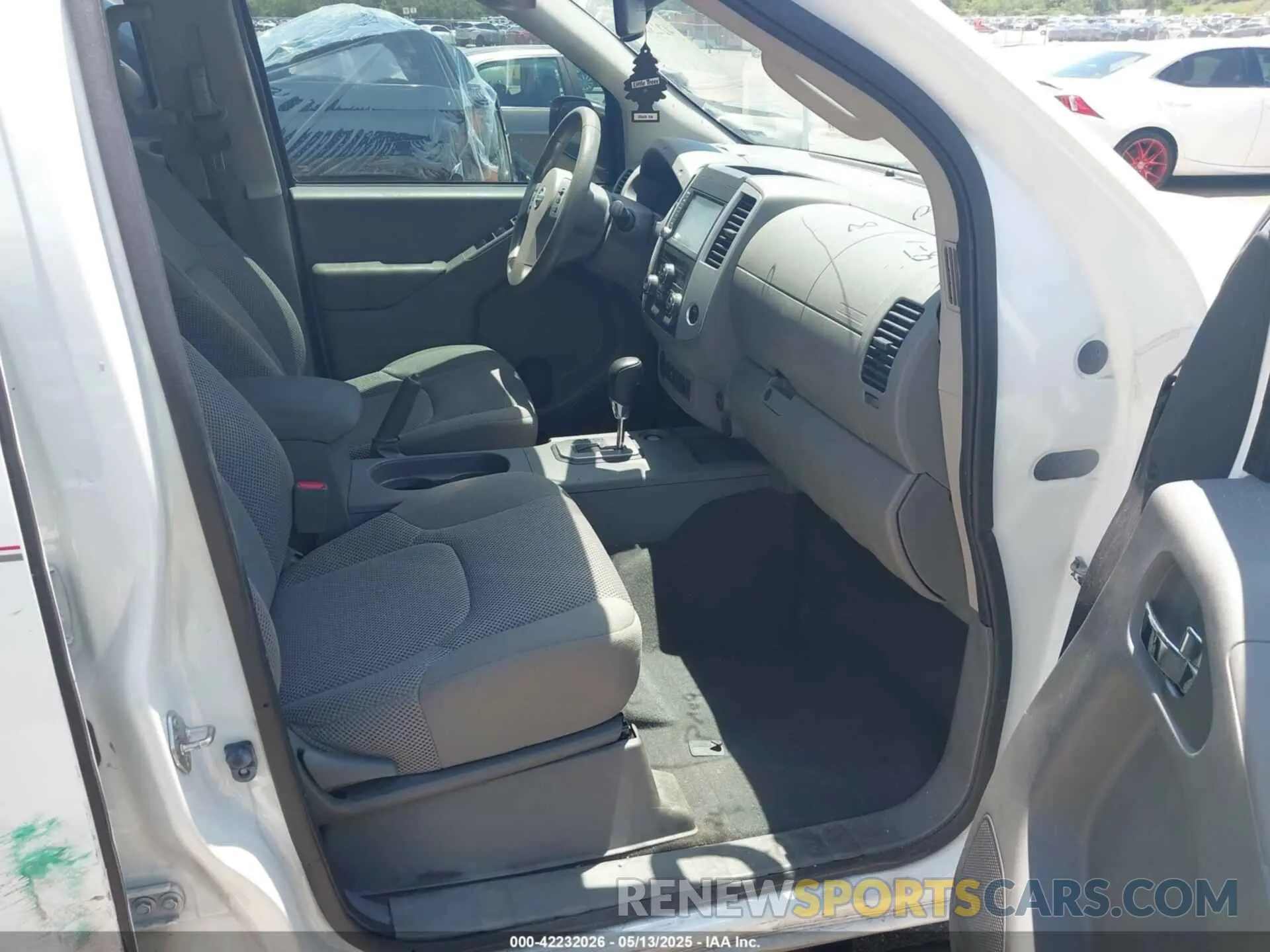 5 Photograph of a damaged car 1N6ED0EA8MN709955 NISSAN FRONTIER 2021