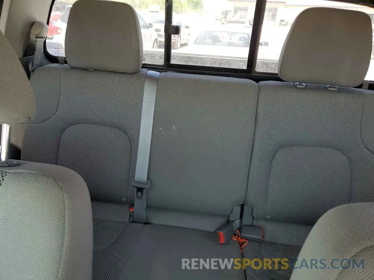10 Photograph of a damaged car 1N6ED0EB6MN715066 NISSAN FRONTIER 2021