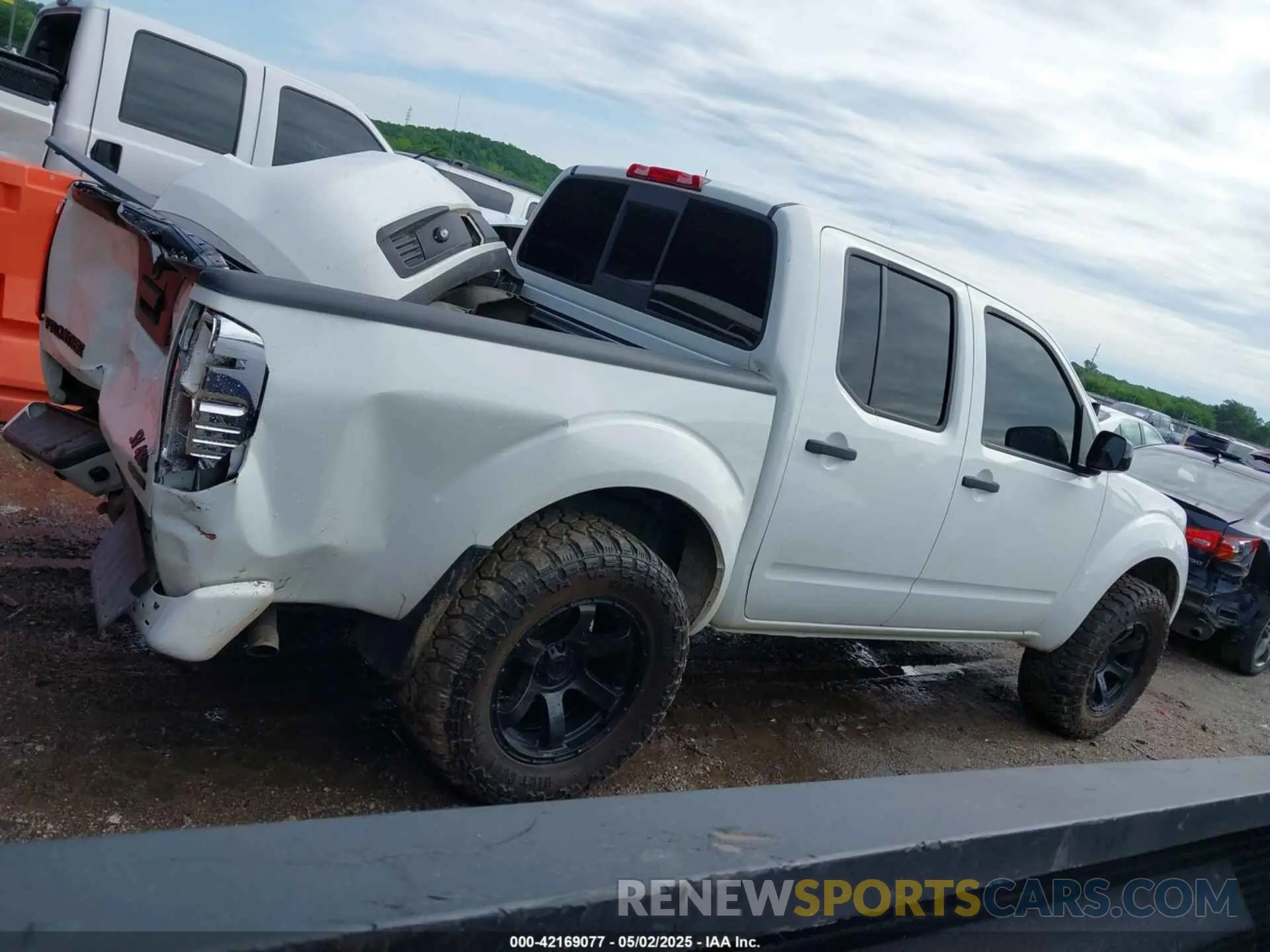 13 Photograph of a damaged car 1N6ED0EB9MN706099 NISSAN FRONTIER 2021