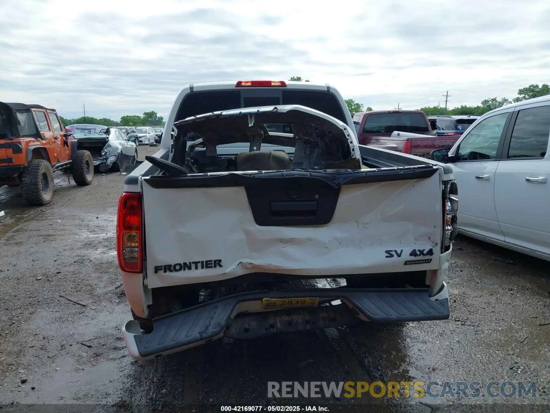 16 Photograph of a damaged car 1N6ED0EB9MN706099 NISSAN FRONTIER 2021