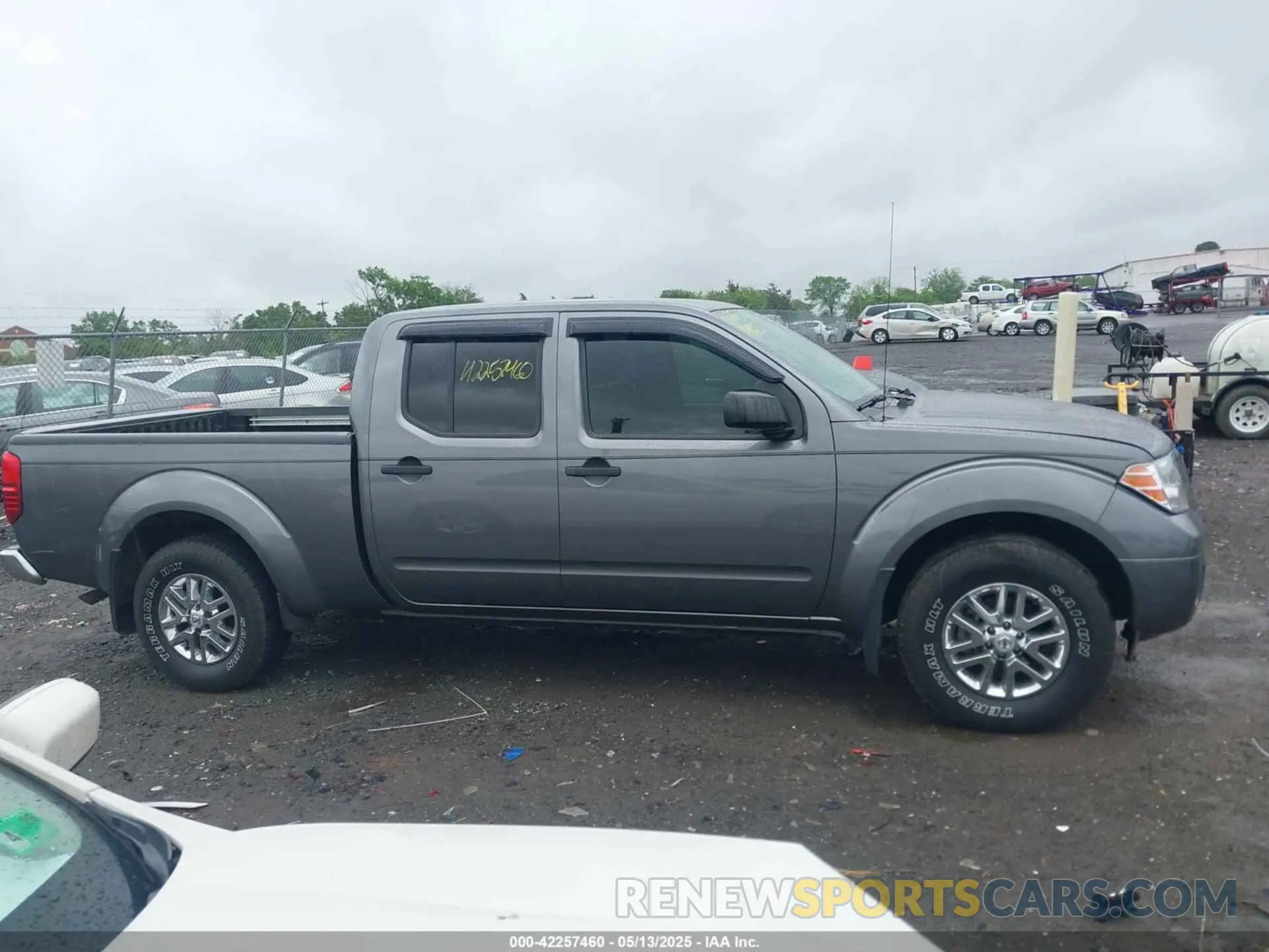 13 Photograph of a damaged car 1N6ED0FA9MN700423 NISSAN FRONTIER 2021