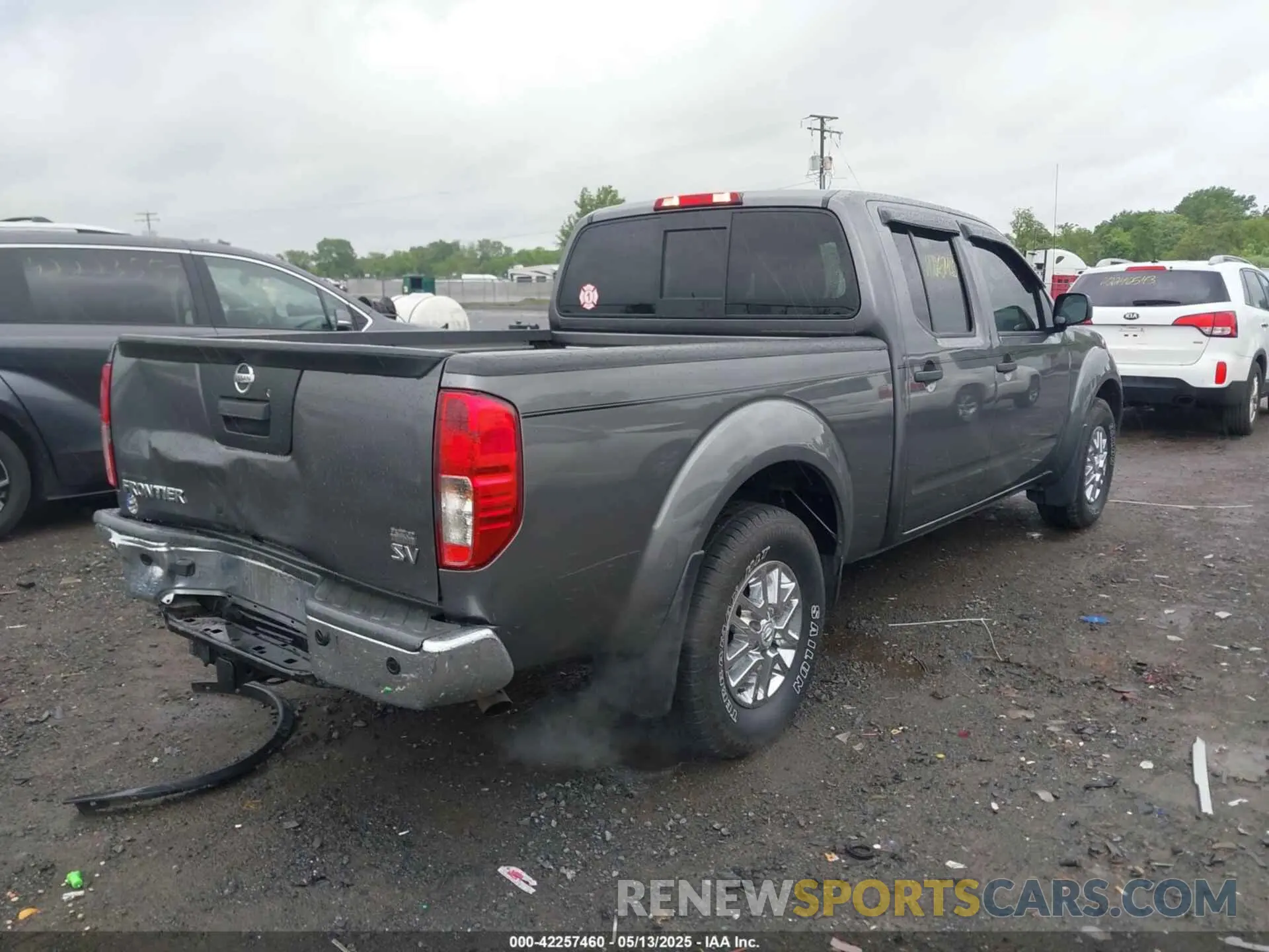 4 Photograph of a damaged car 1N6ED0FA9MN700423 NISSAN FRONTIER 2021
