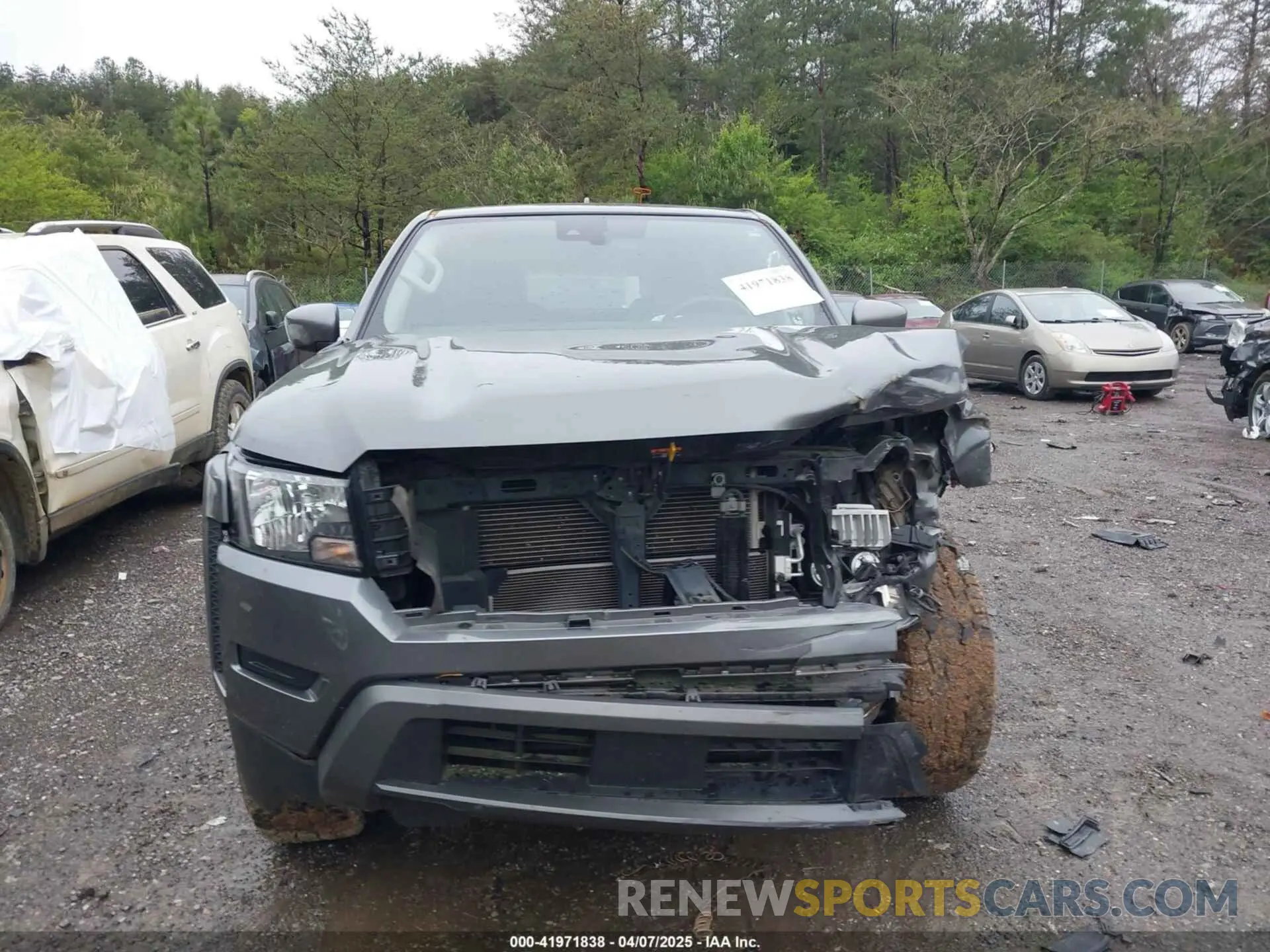 12 Photograph of a damaged car 1N6ED1CL0NN679300 NISSAN FRONTIER 2022
