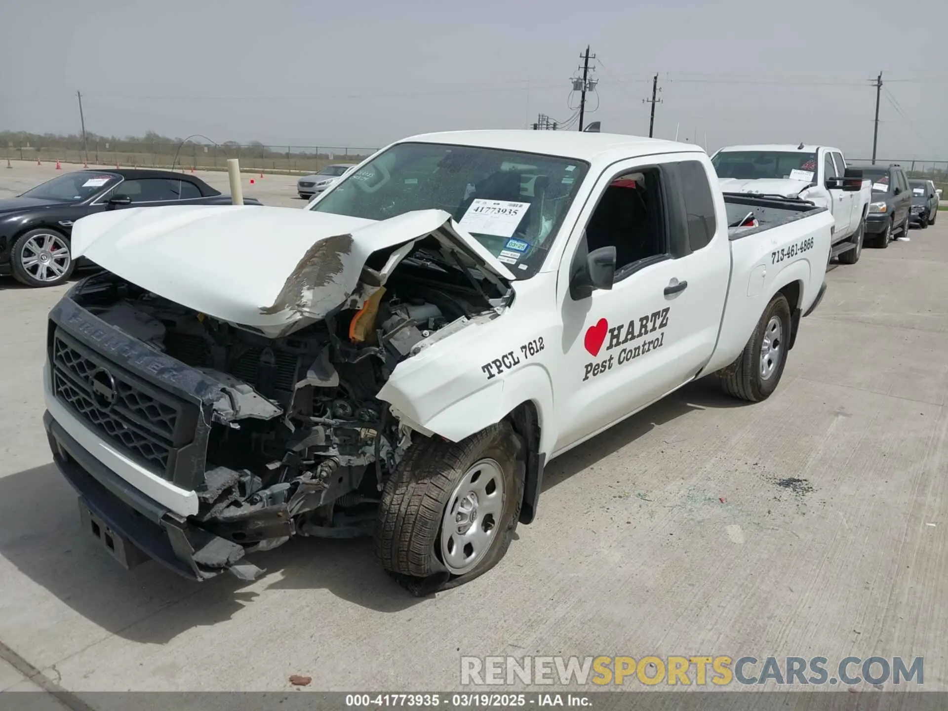 2 Photograph of a damaged car 1N6ED1CL2NN657752 NISSAN FRONTIER 2022