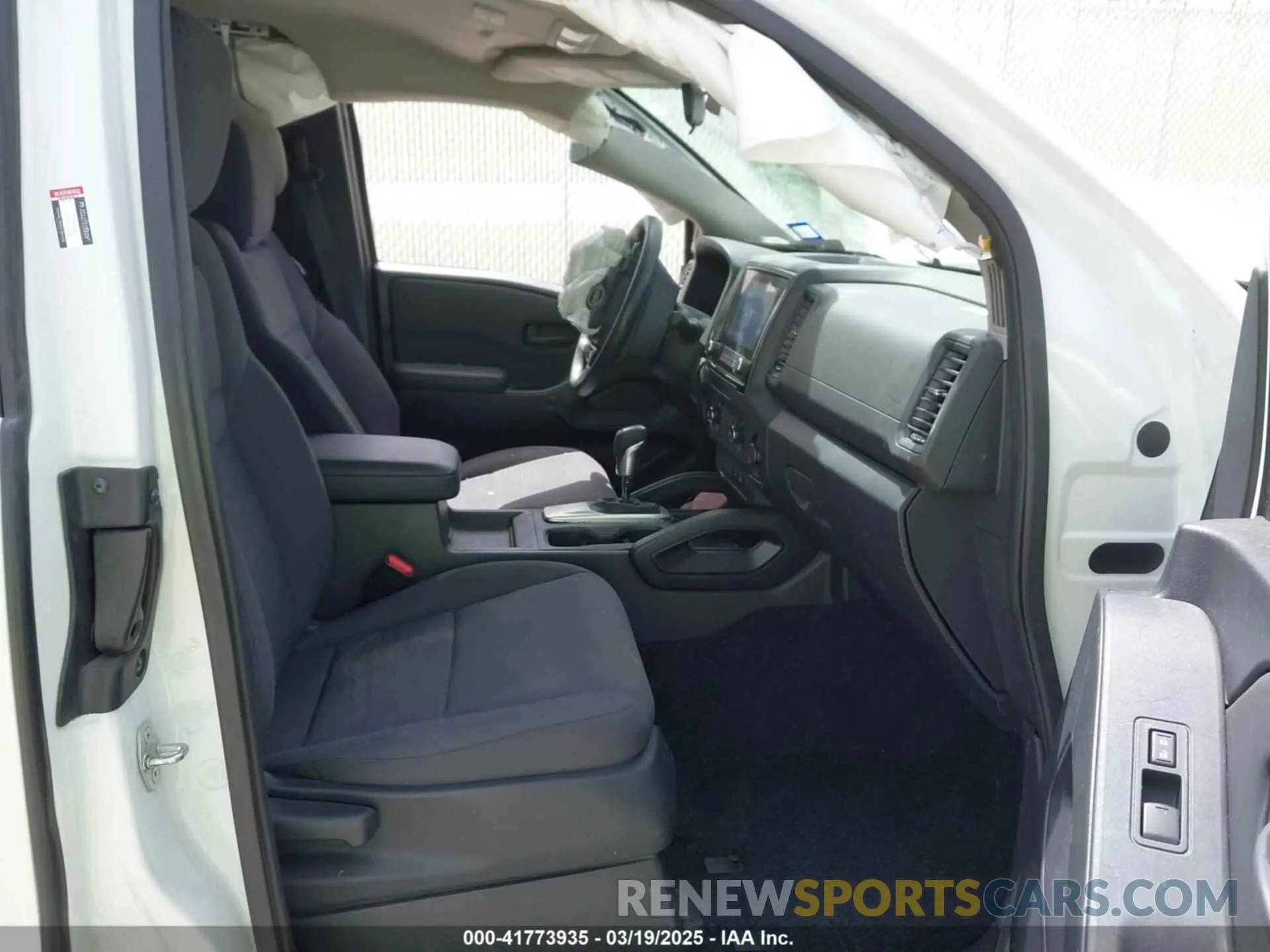 5 Photograph of a damaged car 1N6ED1CL2NN657752 NISSAN FRONTIER 2022