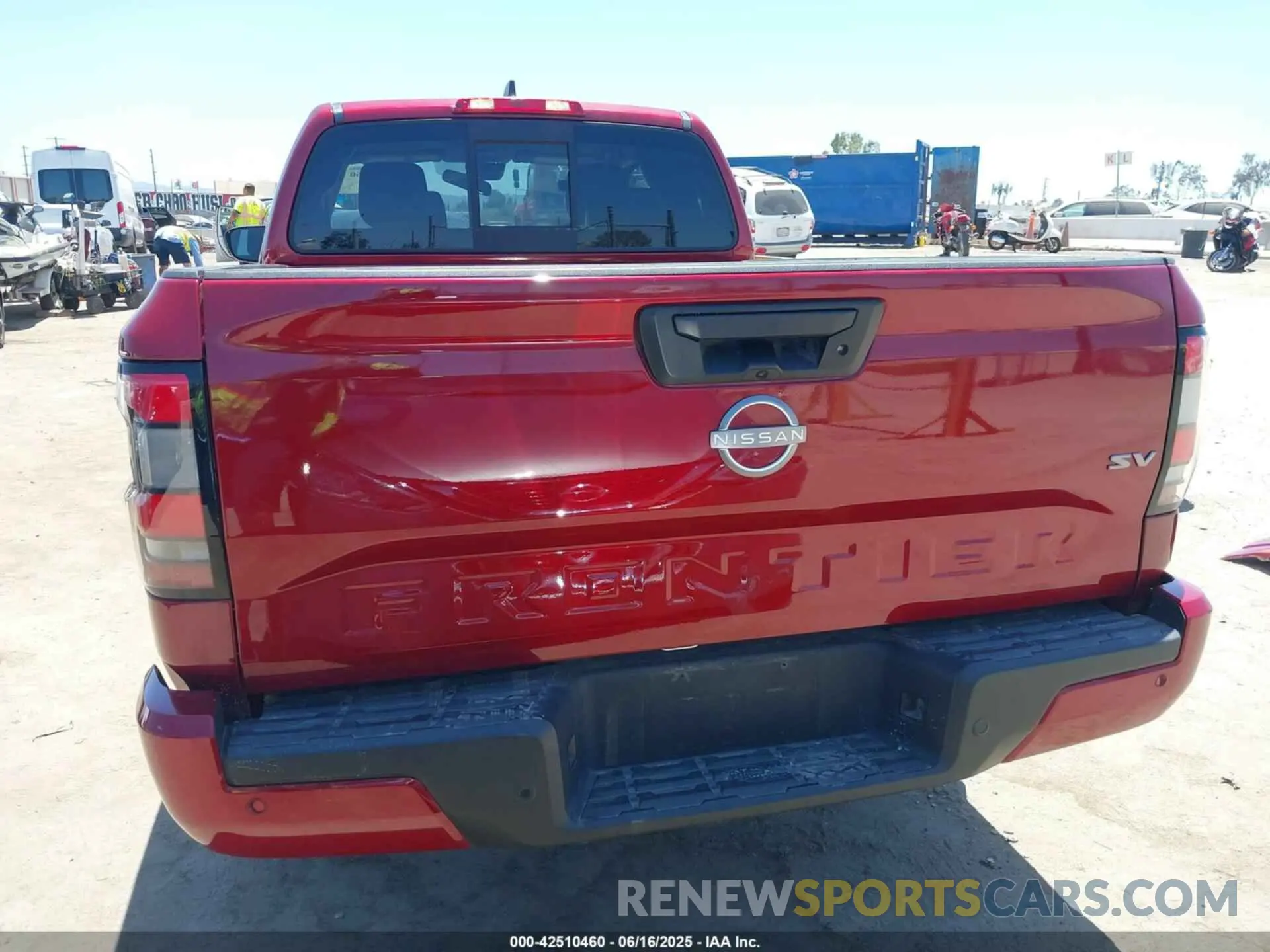 17 Photograph of a damaged car 1N6ED1CL4NN632481 NISSAN FRONTIER 2022