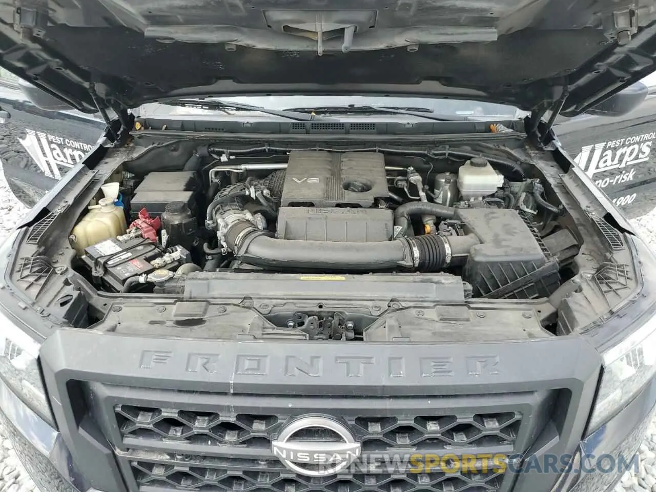 11 Photograph of a damaged car 1N6ED1CM1NN616618 NISSAN FRONTIER 2022