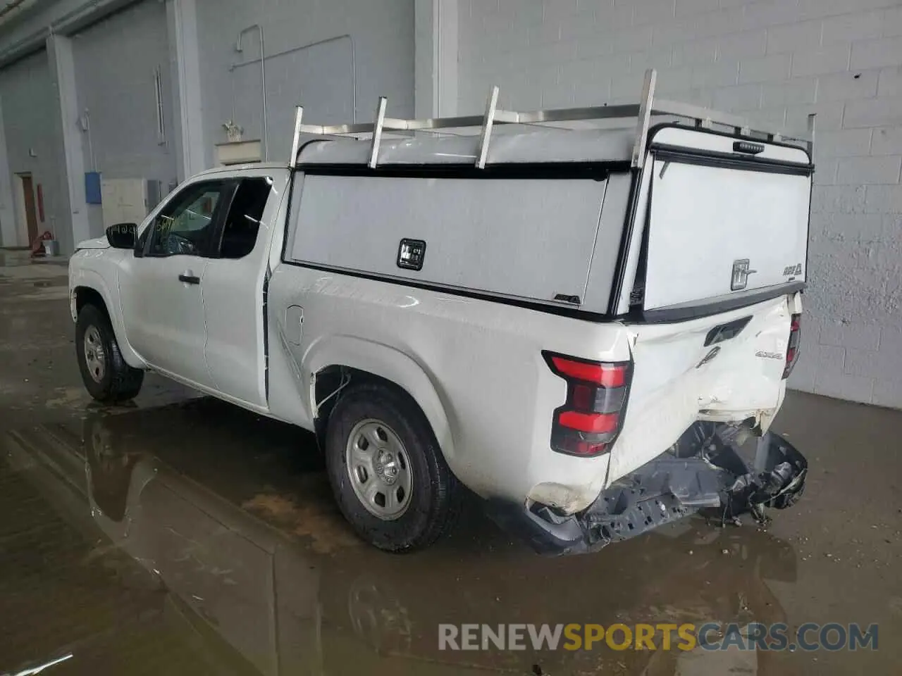 2 Photograph of a damaged car 1N6ED1CM6NN677009 NISSAN FRONTIER 2022