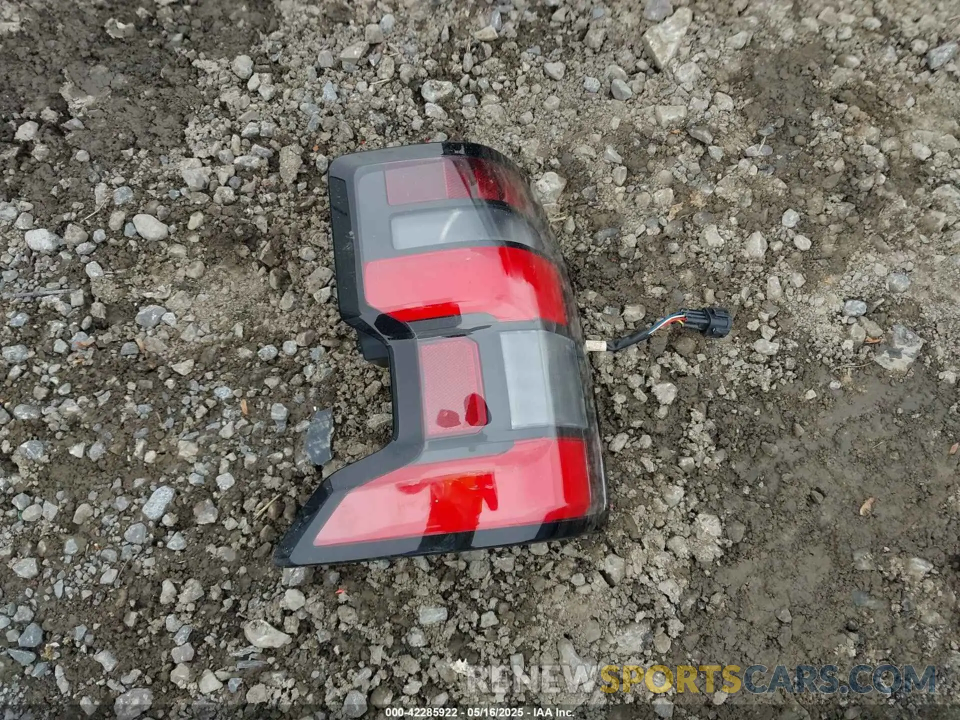 12 Photograph of a damaged car 1N6ED1CMXNN669298 NISSAN FRONTIER 2022
