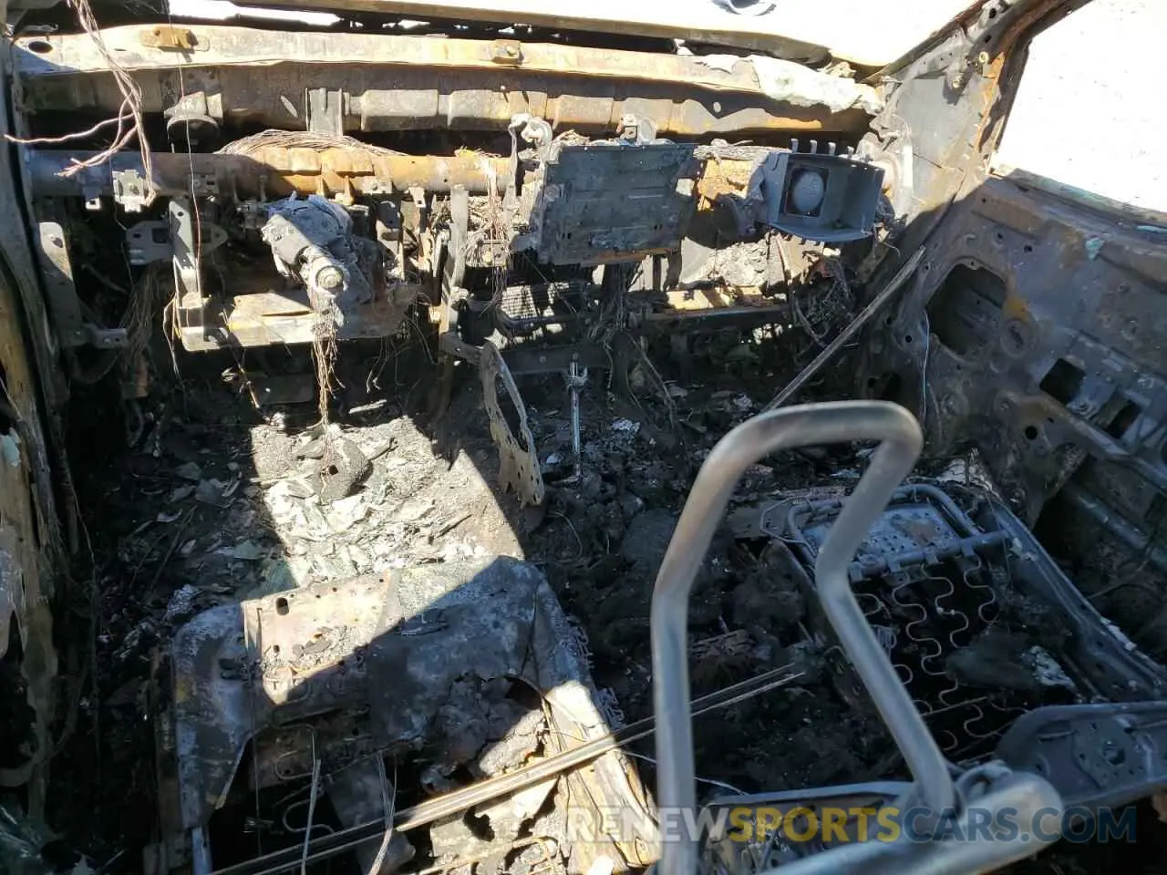8 Photograph of a damaged car 1N6ED1EJ1NN650075 NISSAN FRONTIER 2022