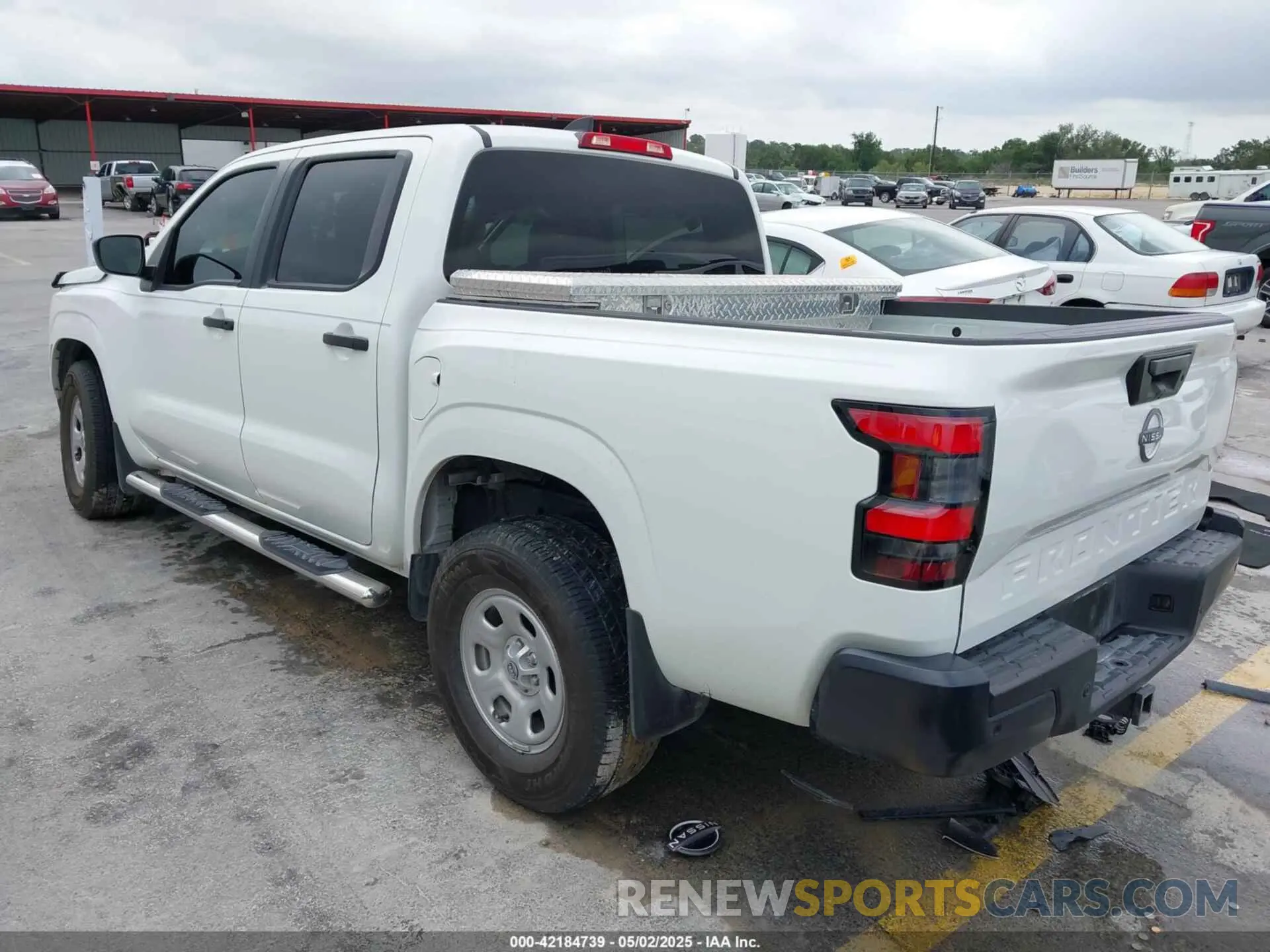 3 Photograph of a damaged car 1N6ED1EJ4NN696435 NISSAN FRONTIER 2022