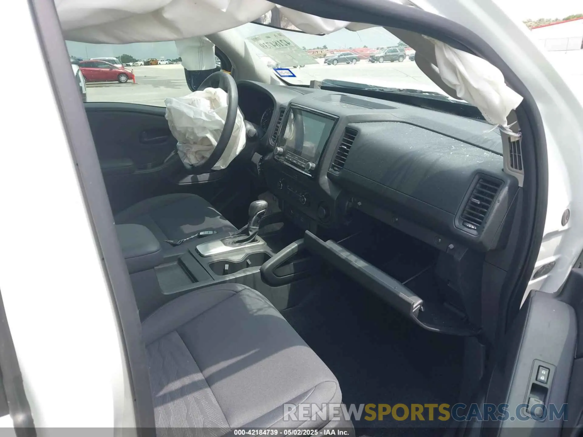 5 Photograph of a damaged car 1N6ED1EJ4NN696435 NISSAN FRONTIER 2022