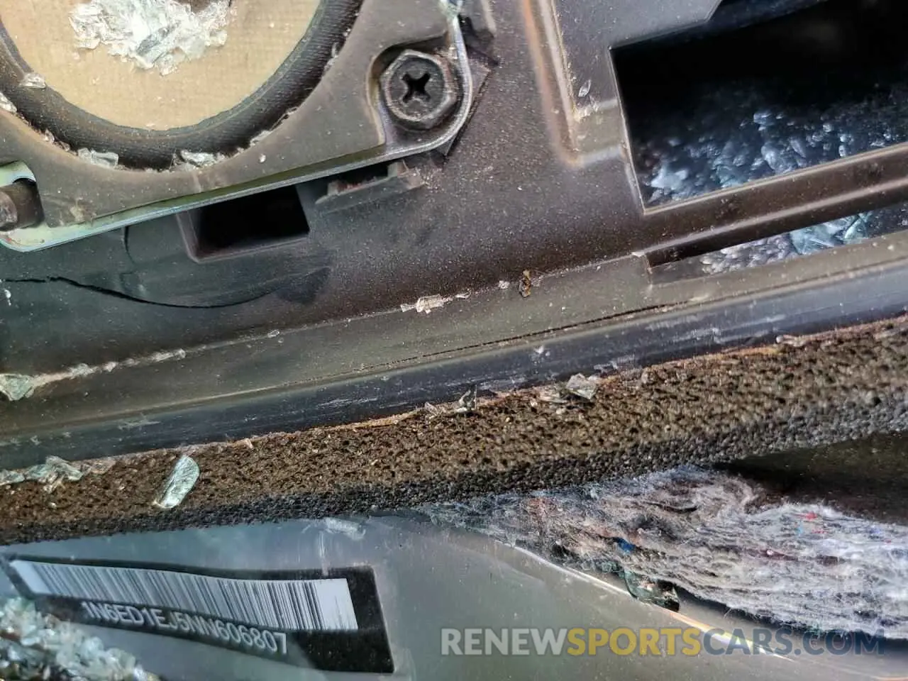 12 Photograph of a damaged car 1N6ED1EJ5NN606807 NISSAN FRONTIER 2022
