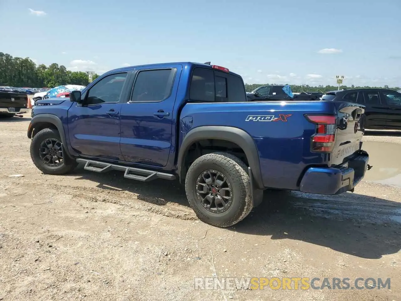 2 Photograph of a damaged car 1N6ED1EJ5NN685055 NISSAN FRONTIER 2022