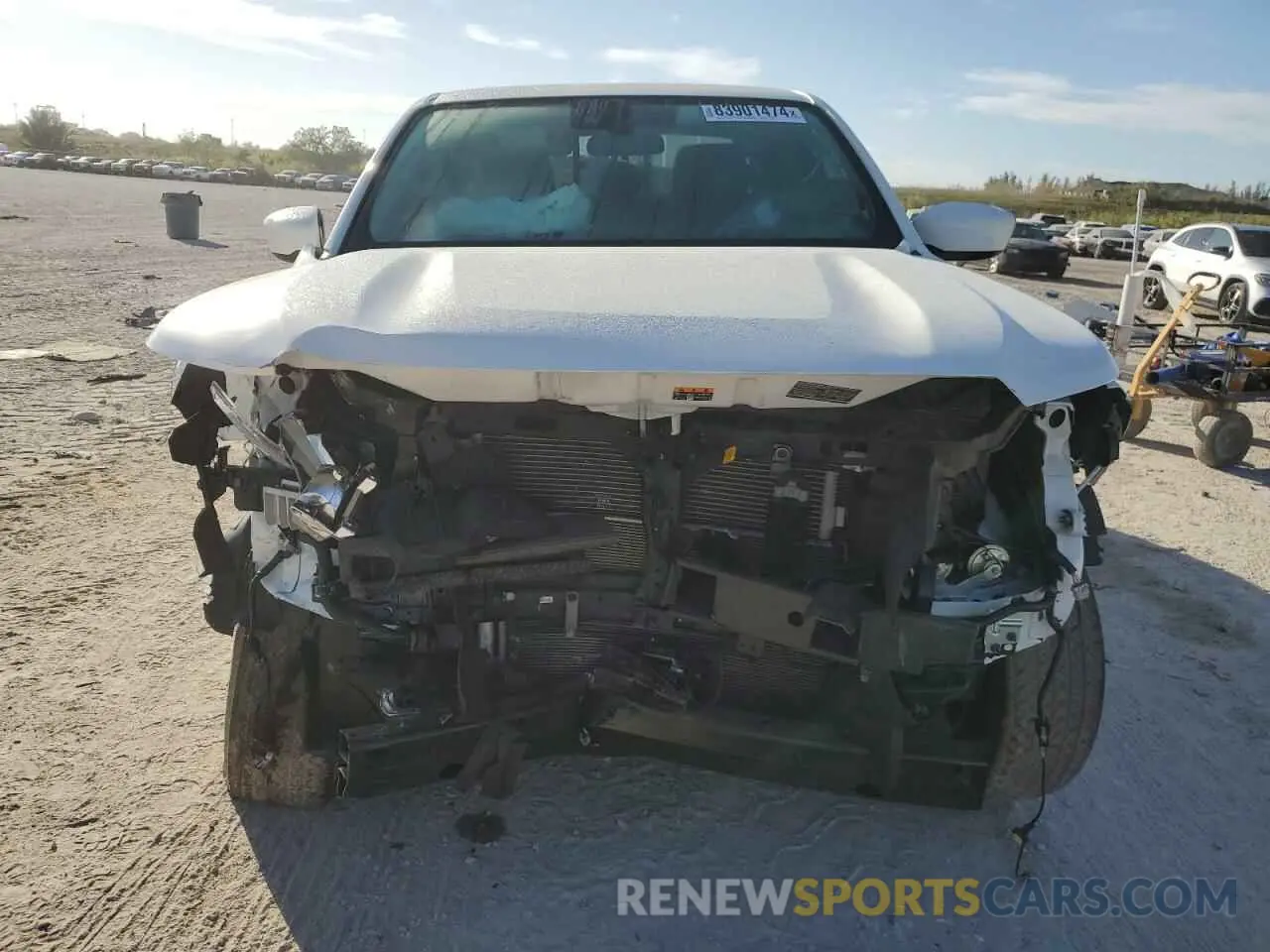 5 Photograph of a damaged car 1N6ED1EJ6NN606685 NISSAN FRONTIER 2022