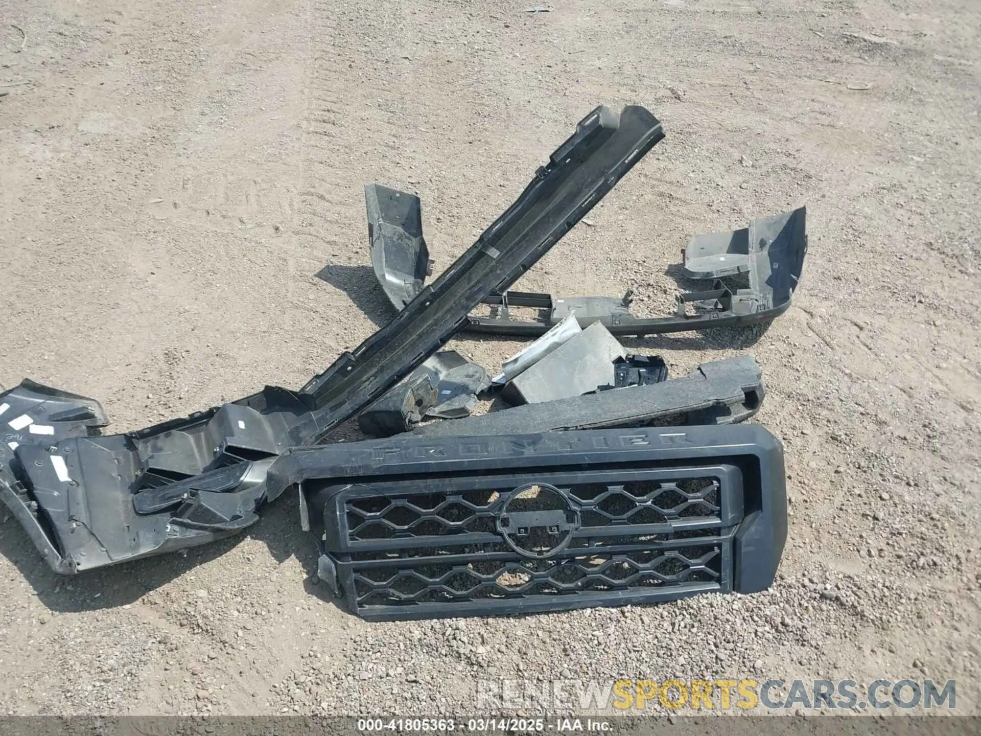 12 Photograph of a damaged car 1N6ED1EJ7NN611393 NISSAN FRONTIER 2022