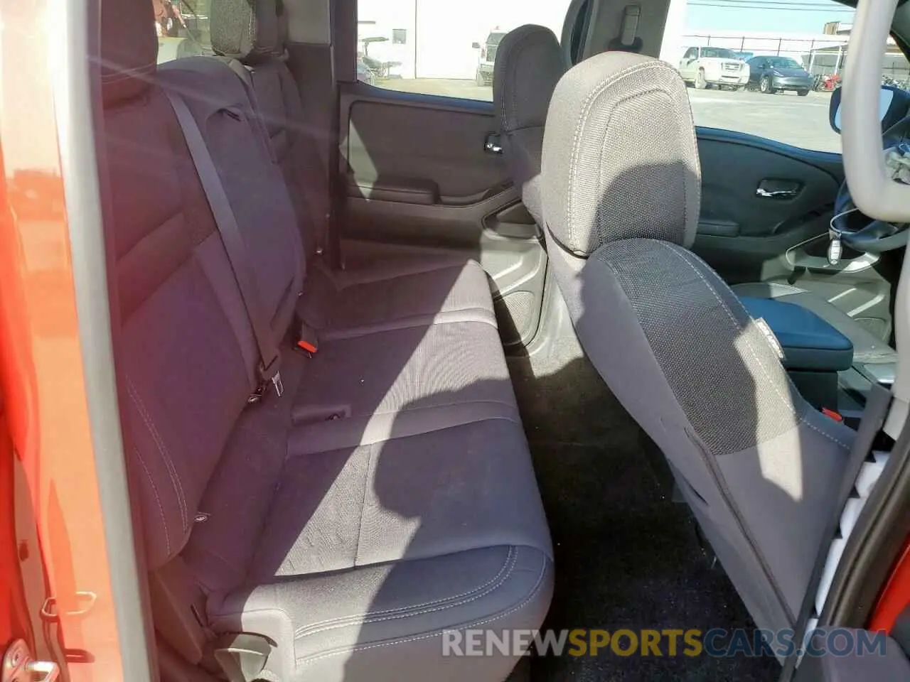 10 Photograph of a damaged car 1N6ED1EJ9NN686466 NISSAN FRONTIER 2022