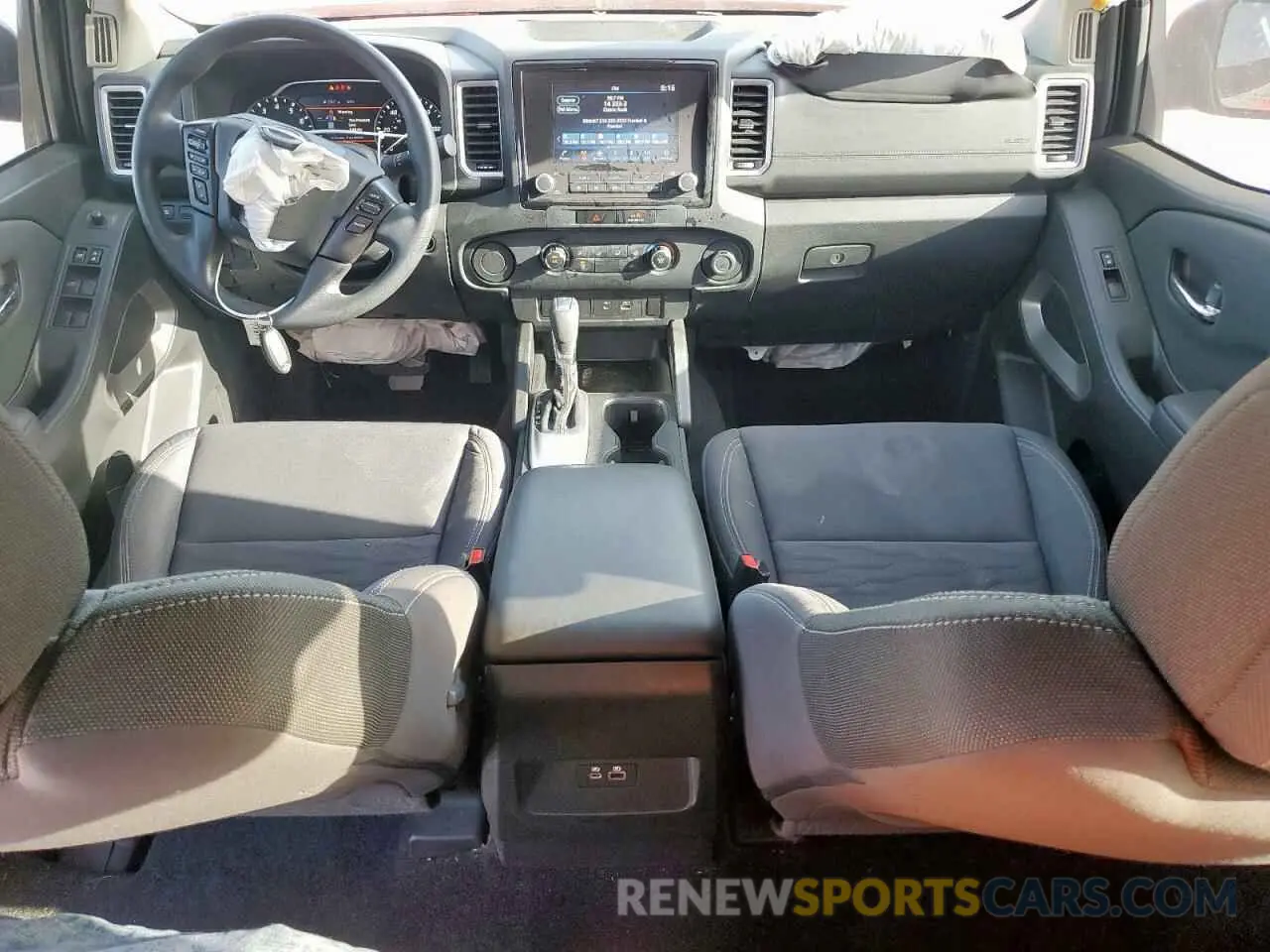 8 Photograph of a damaged car 1N6ED1EJ9NN686466 NISSAN FRONTIER 2022