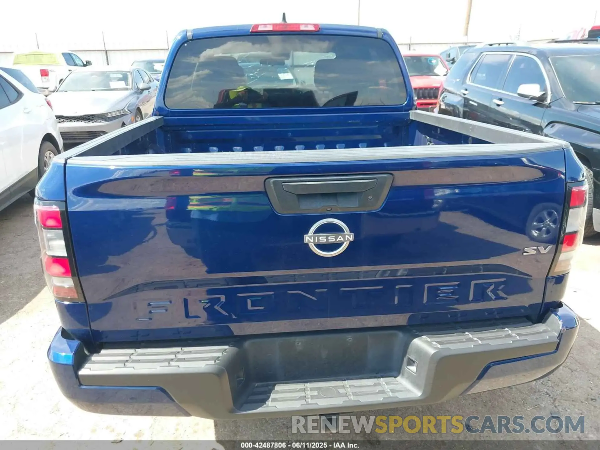 16 Photograph of a damaged car 1N6ED1EJXNN654268 NISSAN FRONTIER 2022