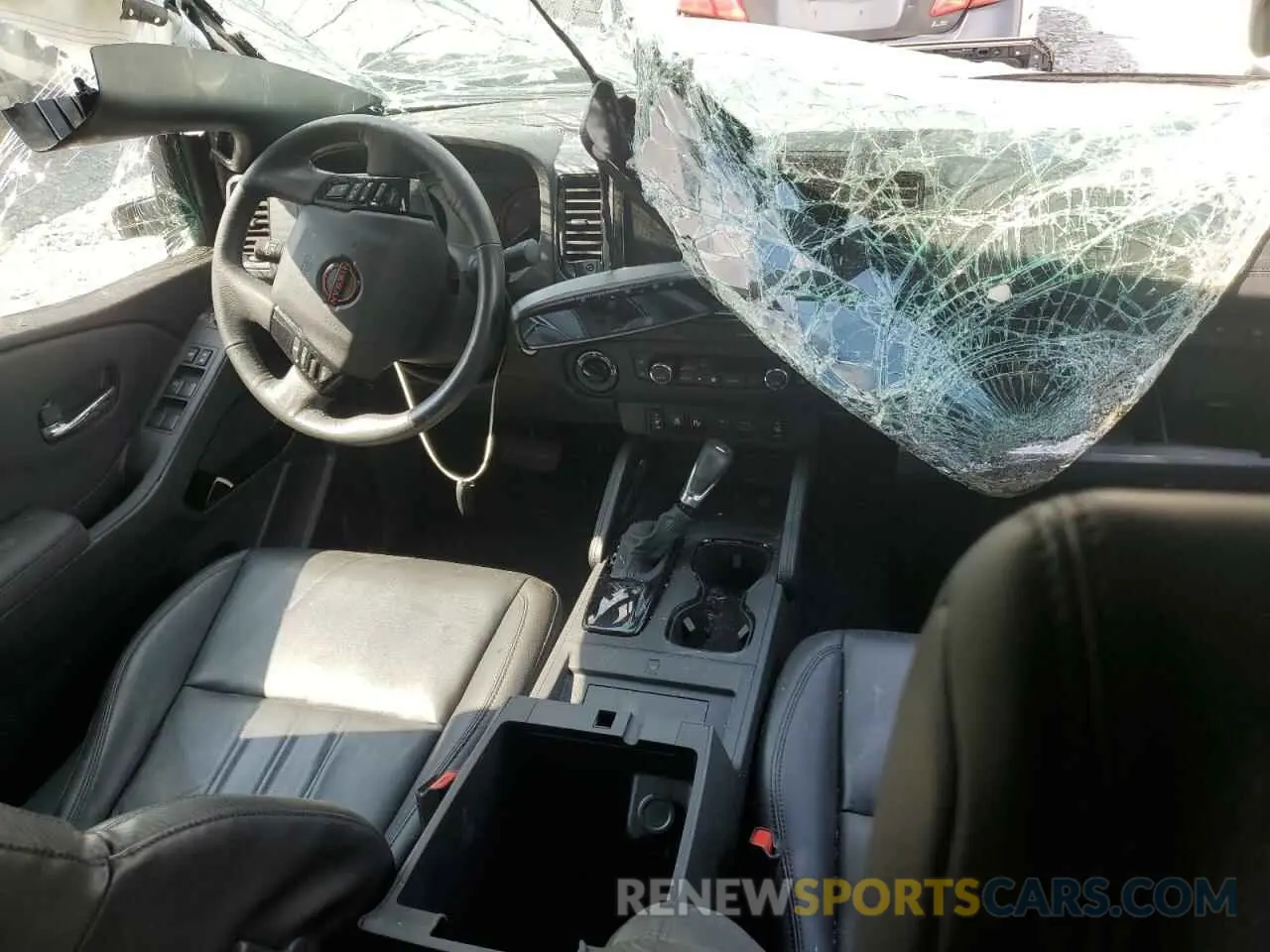 8 Photograph of a damaged car 1N6ED1EK3NN640947 NISSAN FRONTIER 2022