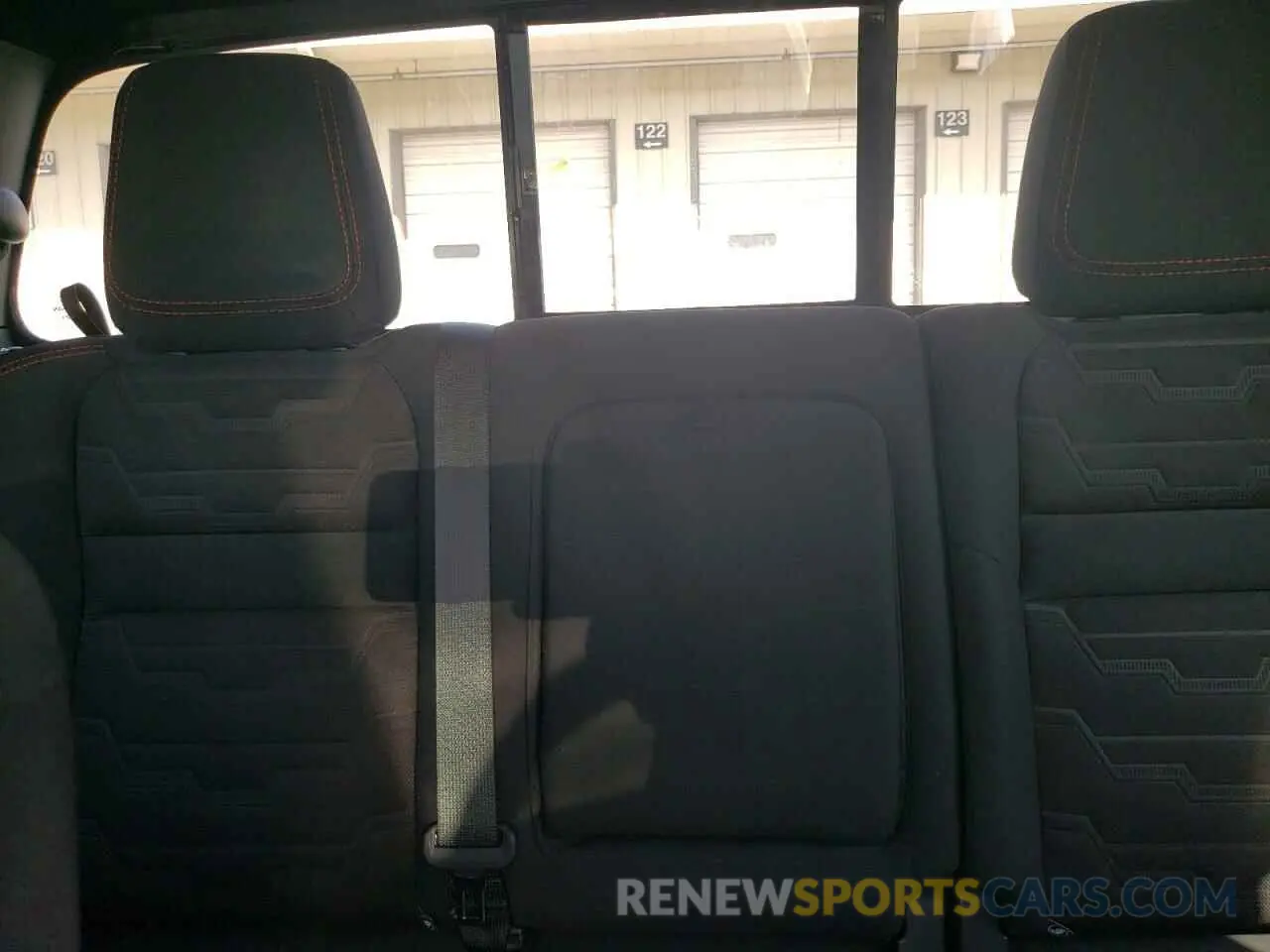 10 Photograph of a damaged car 1N6ED1EK3NN676511 NISSAN FRONTIER 2022