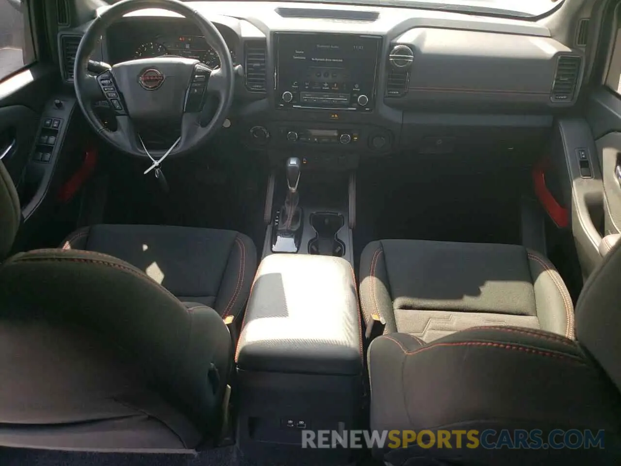 8 Photograph of a damaged car 1N6ED1EK3NN676511 NISSAN FRONTIER 2022