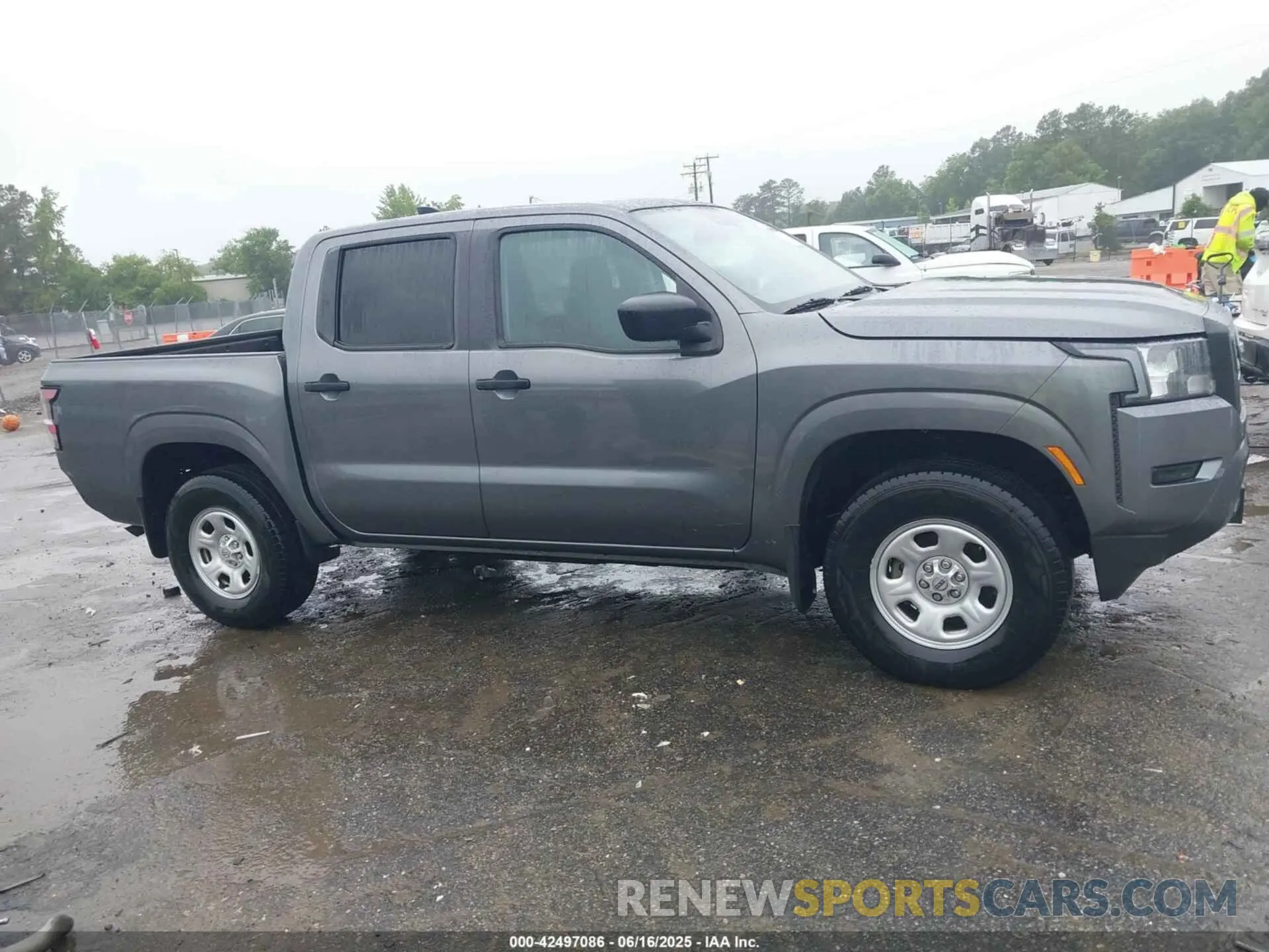 14 Photograph of a damaged car 1N6ED1EK4NN690661 NISSAN FRONTIER 2022
