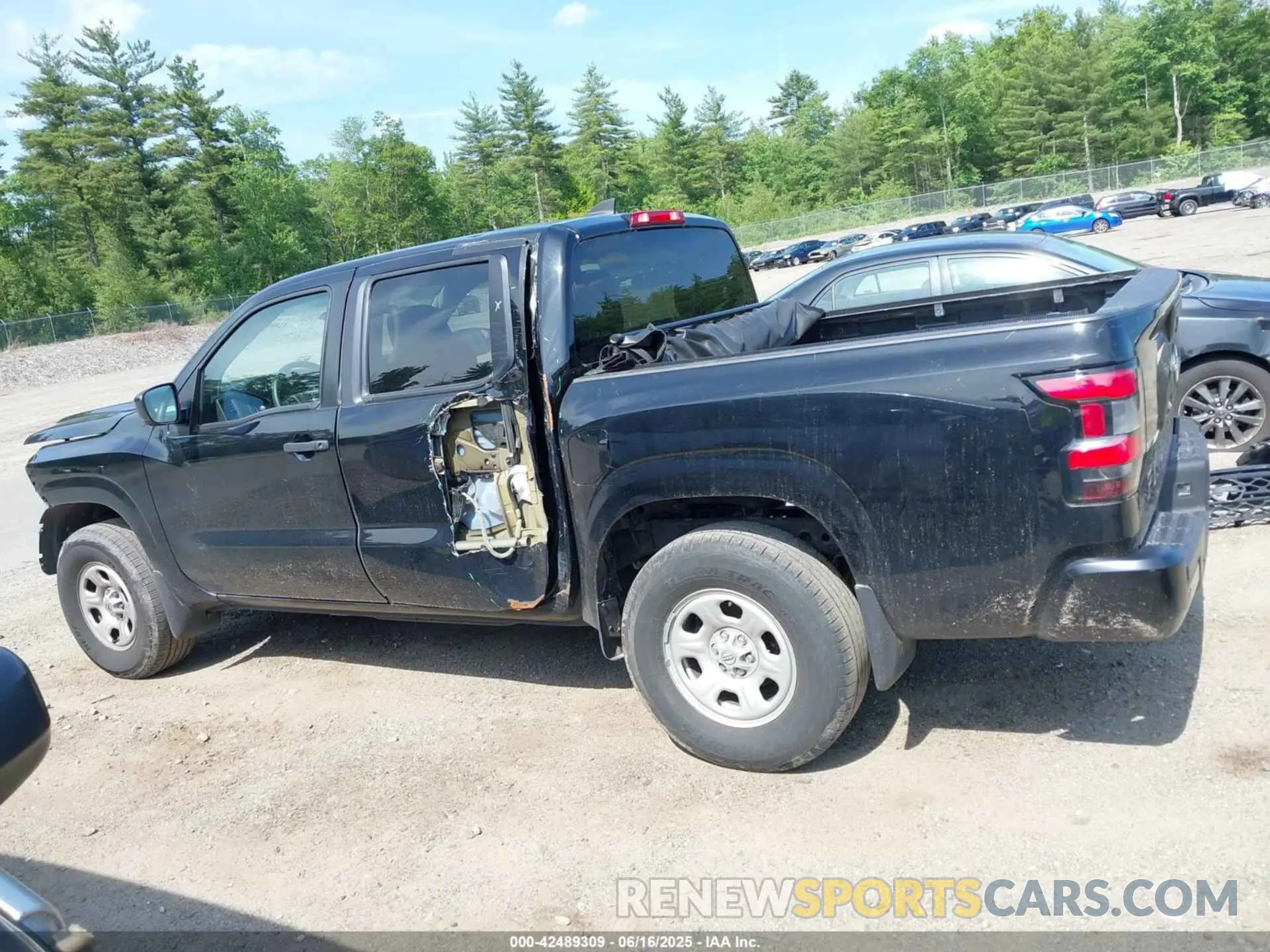 15 Photograph of a damaged car 1N6ED1EK6NN630445 NISSAN FRONTIER 2022