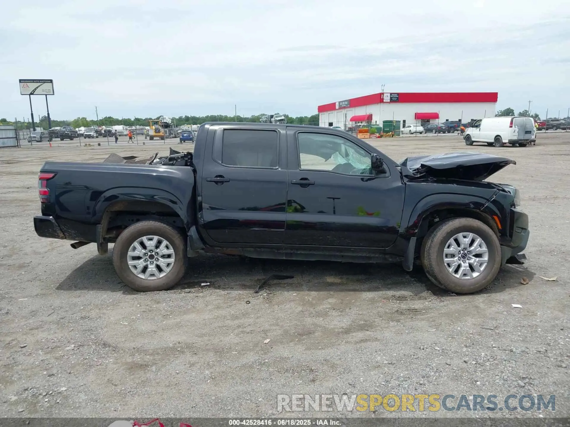 12 Photograph of a damaged car 1N6ED1EKXNN670821 NISSAN FRONTIER 2022