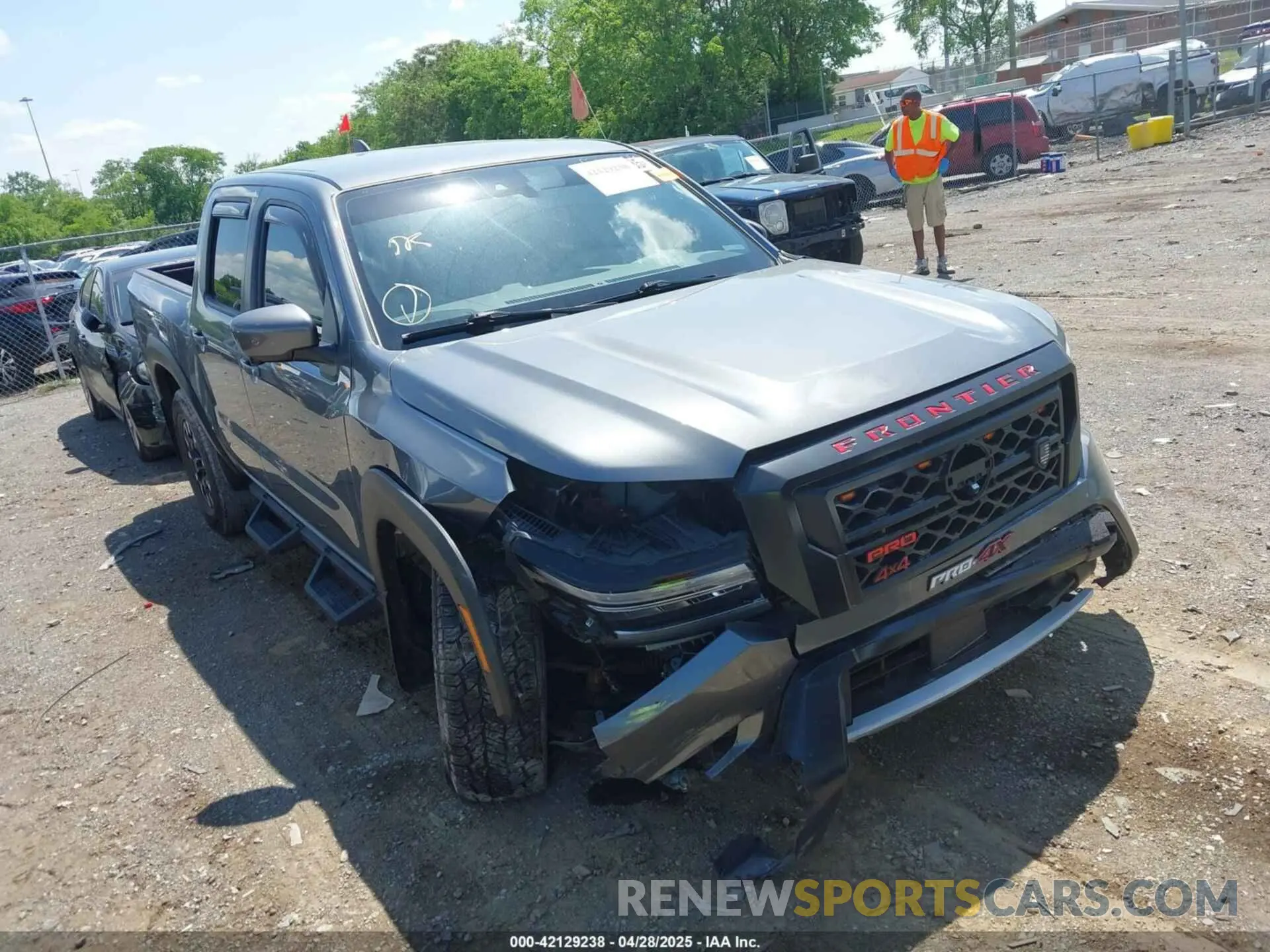 1 Photograph of a damaged car 1N6ED1EKXNN695718 NISSAN FRONTIER 2022
