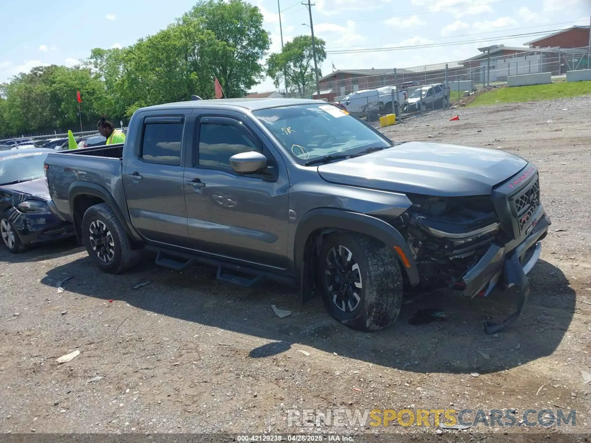 13 Photograph of a damaged car 1N6ED1EKXNN695718 NISSAN FRONTIER 2022