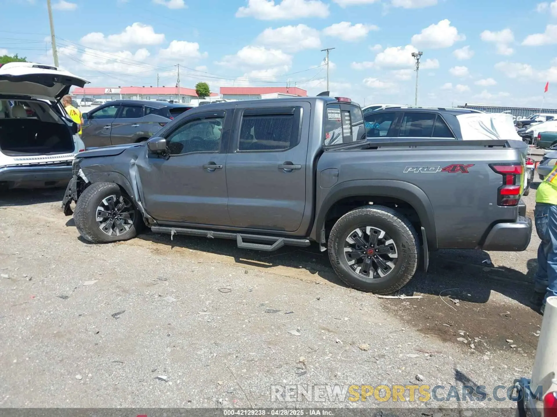 14 Photograph of a damaged car 1N6ED1EKXNN695718 NISSAN FRONTIER 2022