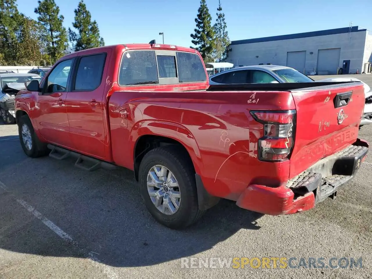 2 Photograph of a damaged car 1N6ED1FJ0NN604848 NISSAN FRONTIER 2022