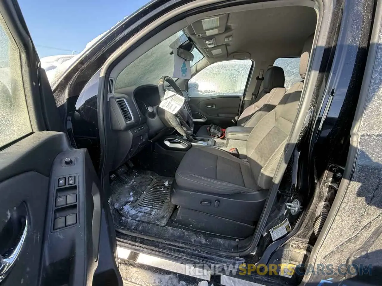 7 Photograph of a damaged car 1N6ED1FK2NN669676 NISSAN FRONTIER 2022