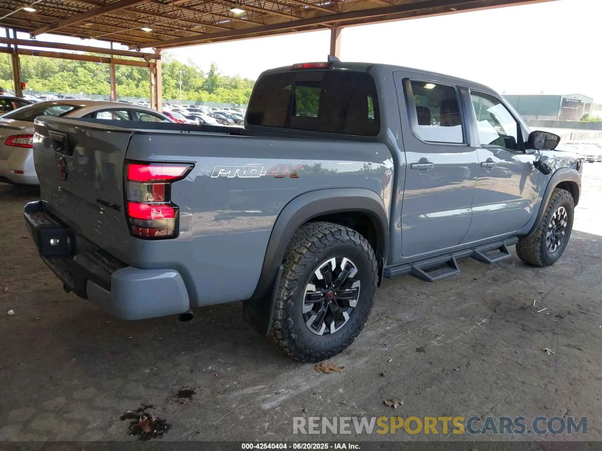 4 Photograph of a damaged car 1N6ED1EK0PN658339 NISSAN FRONTIER 2023