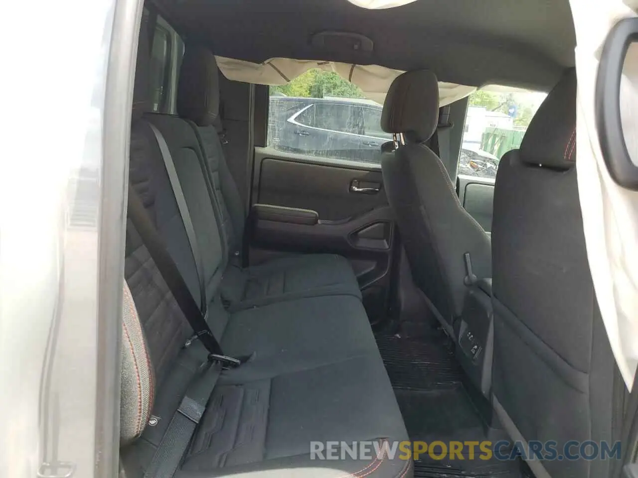 10 Photograph of a damaged car 1N6ED1EK5PN651824 NISSAN FRONTIER 2023