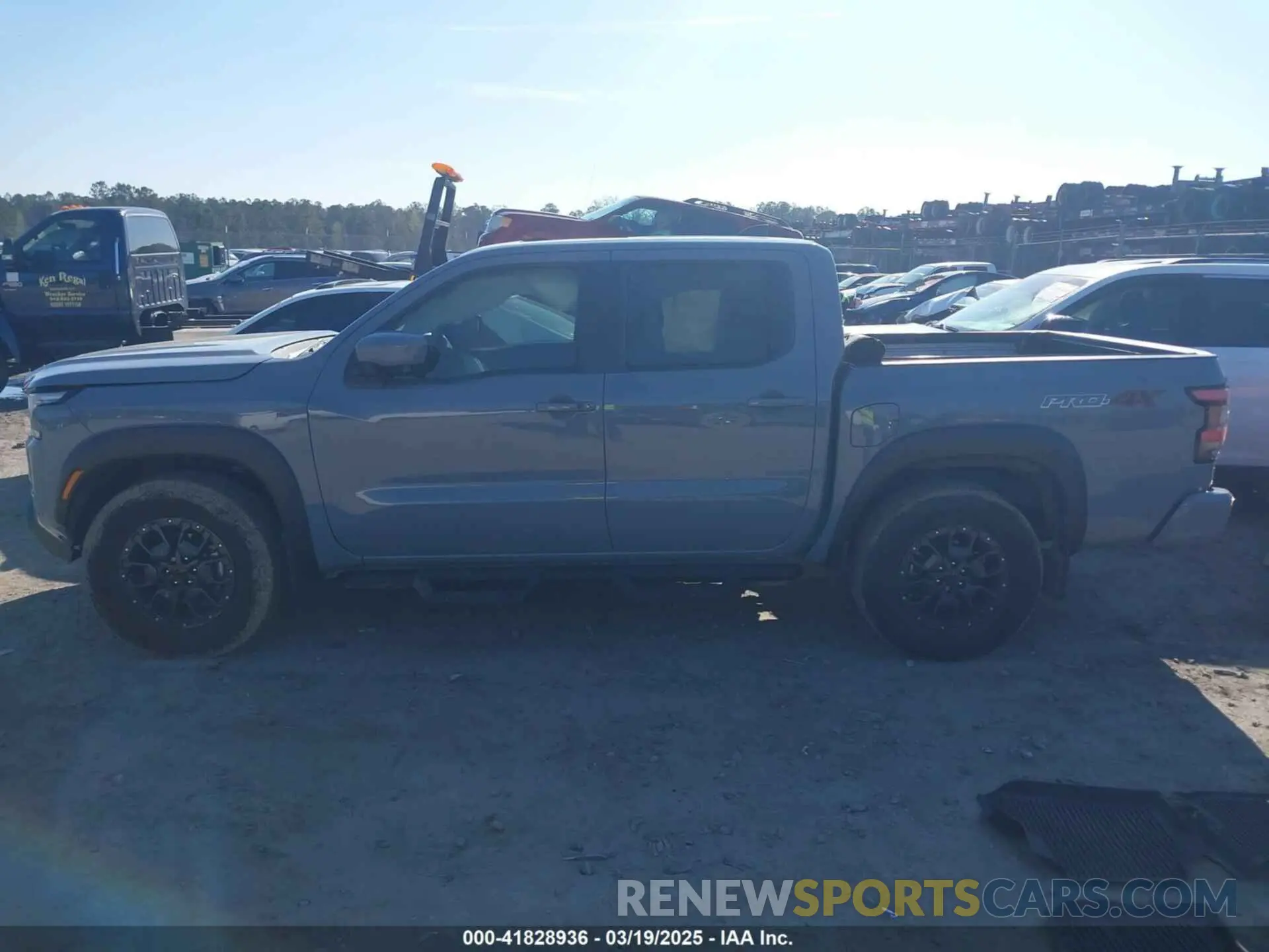 14 Photograph of a damaged car 1N6ED1EK7PN604374 NISSAN FRONTIER 2023