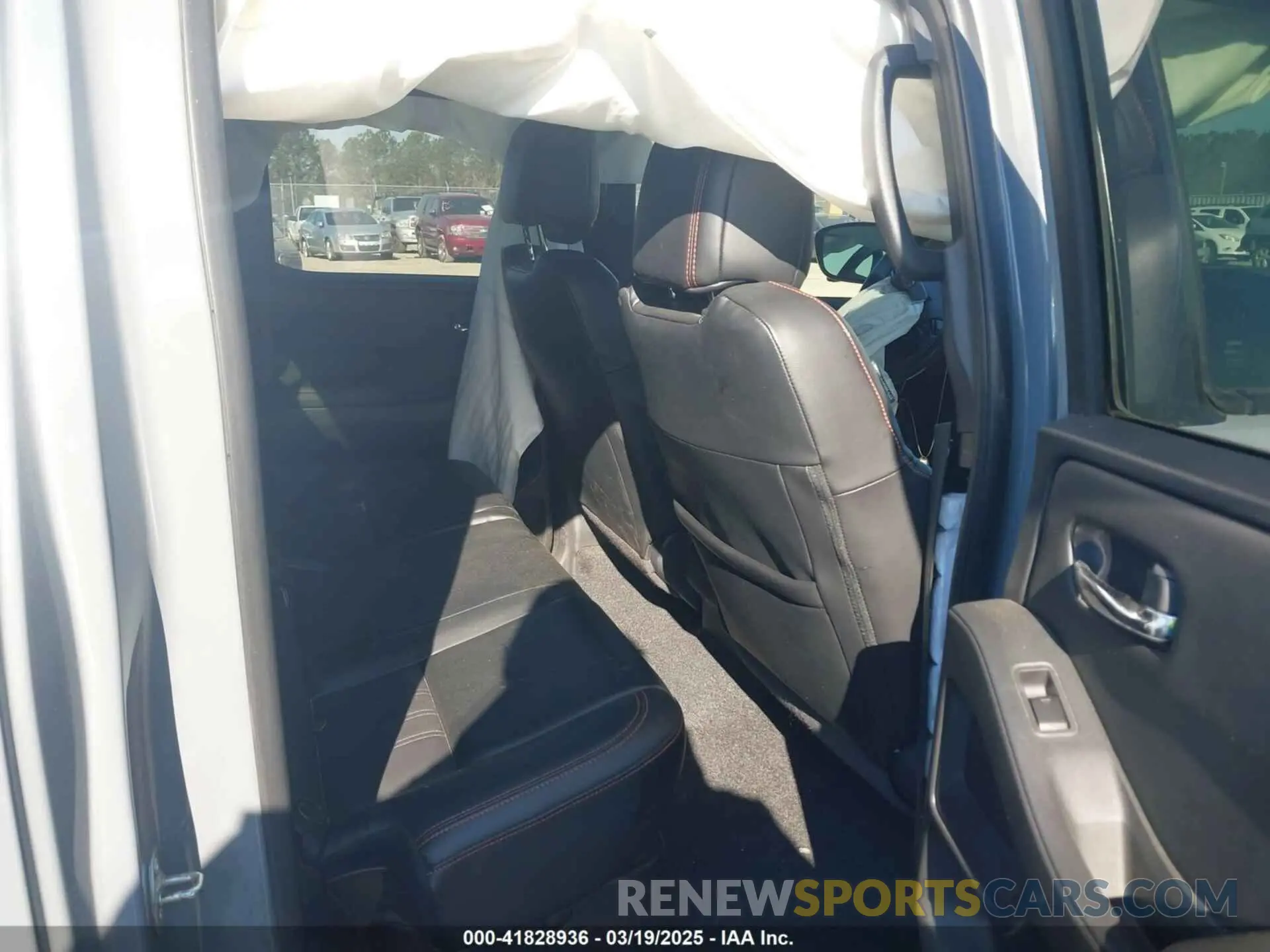 8 Photograph of a damaged car 1N6ED1EK7PN604374 NISSAN FRONTIER 2023