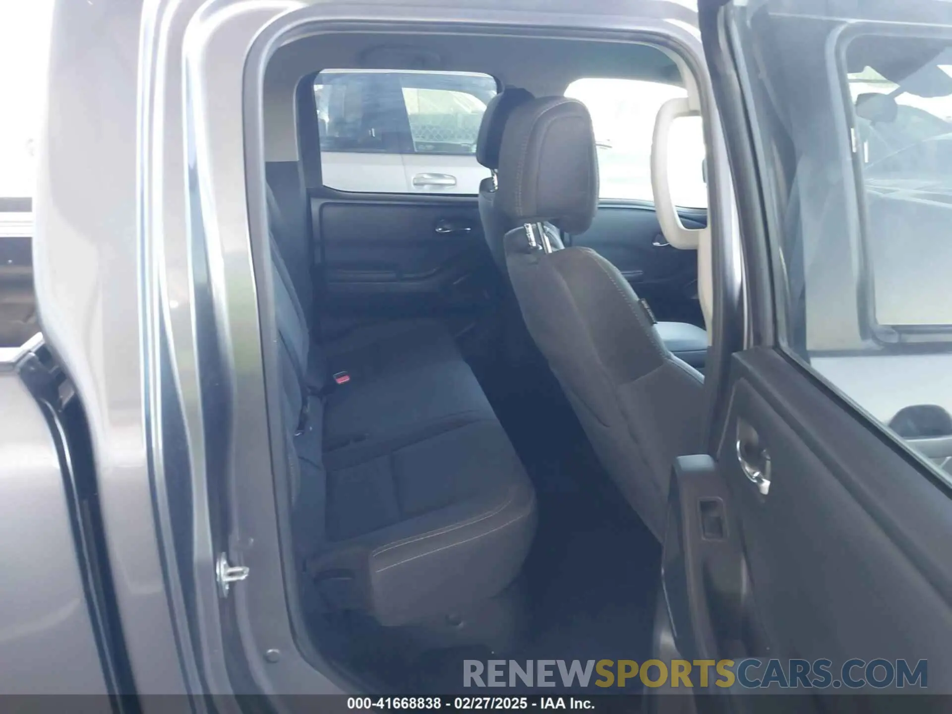 8 Фотография поврежденного автомобиля 1N6ED1FJ9PN671676 NISSAN FRONTIER 2023