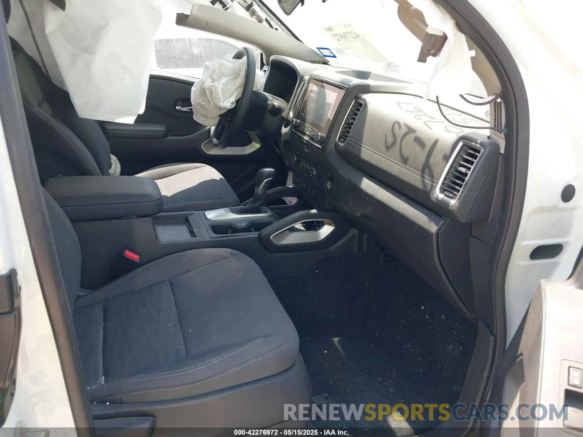 5 Photograph of a damaged car 1N6ED1CL0RN623511 NISSAN FRONTIER 2024