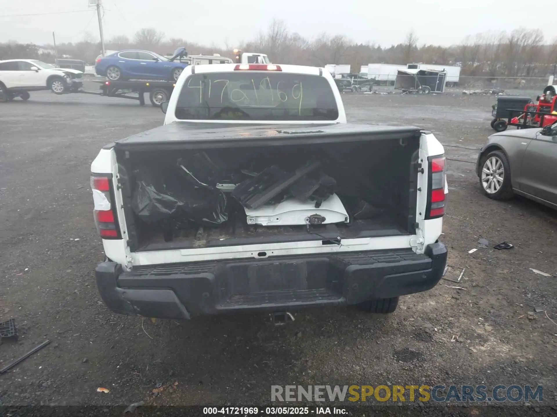 16 Photograph of a damaged car 1N6ED1CL0RN645850 NISSAN FRONTIER 2024