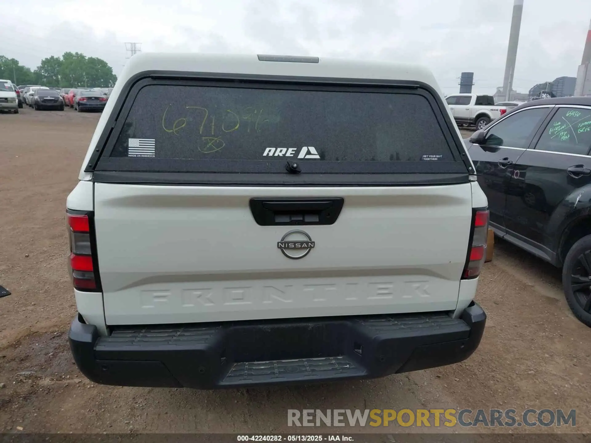 15 Photograph of a damaged car 1N6ED1CL1RN671096 NISSAN FRONTIER 2024