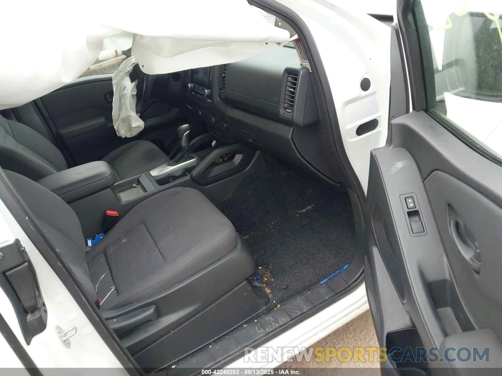 5 Photograph of a damaged car 1N6ED1CL1RN671096 NISSAN FRONTIER 2024