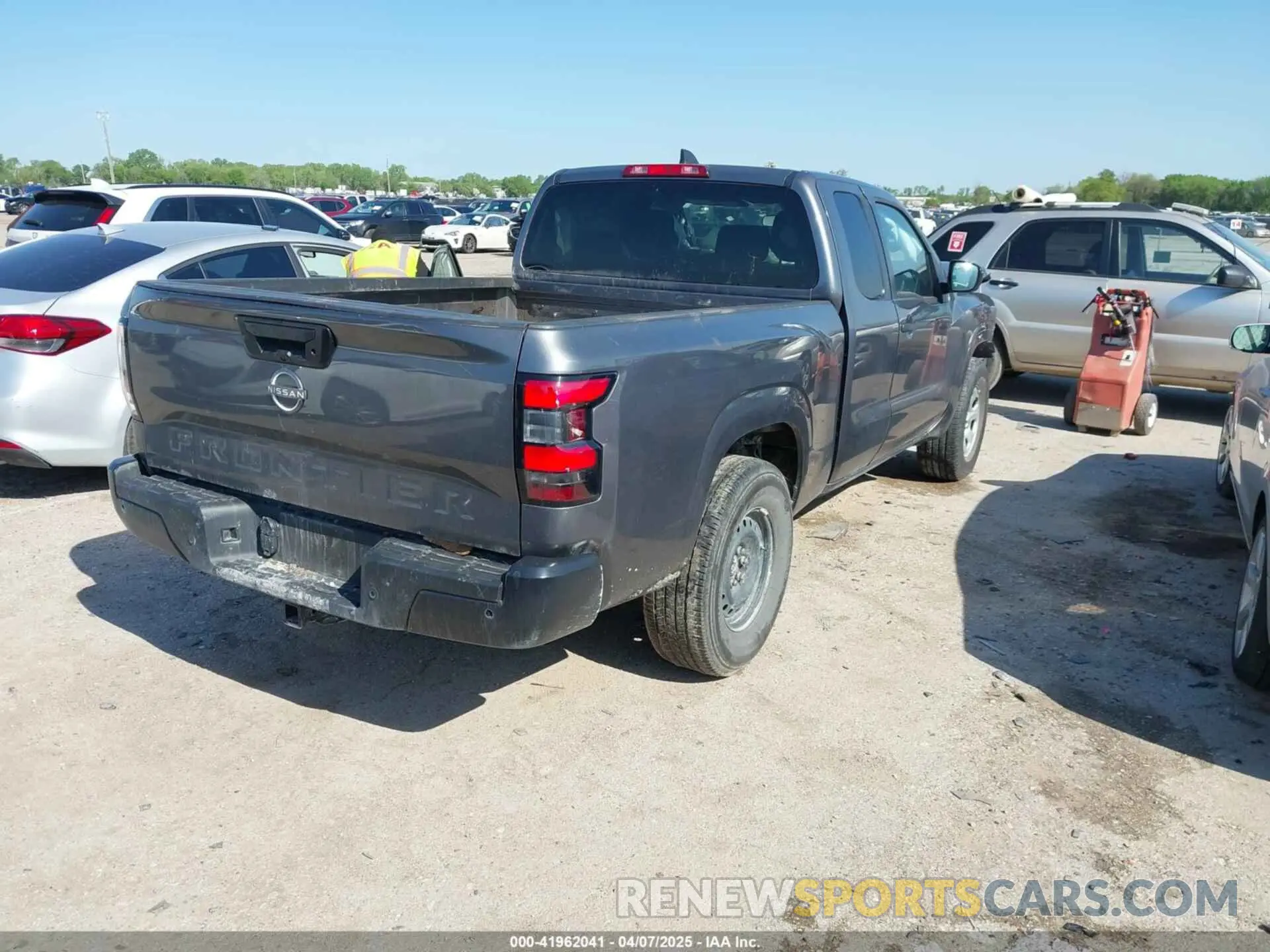 4 Photograph of a damaged car 1N6ED1CL8RN629301 NISSAN FRONTIER 2024