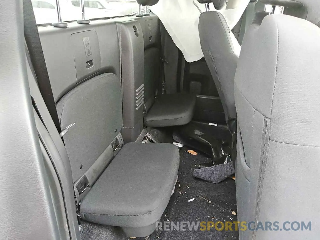 6 Photograph of a damaged car 1N6ED1CL9RN656460 NISSAN FRONTIER 2024