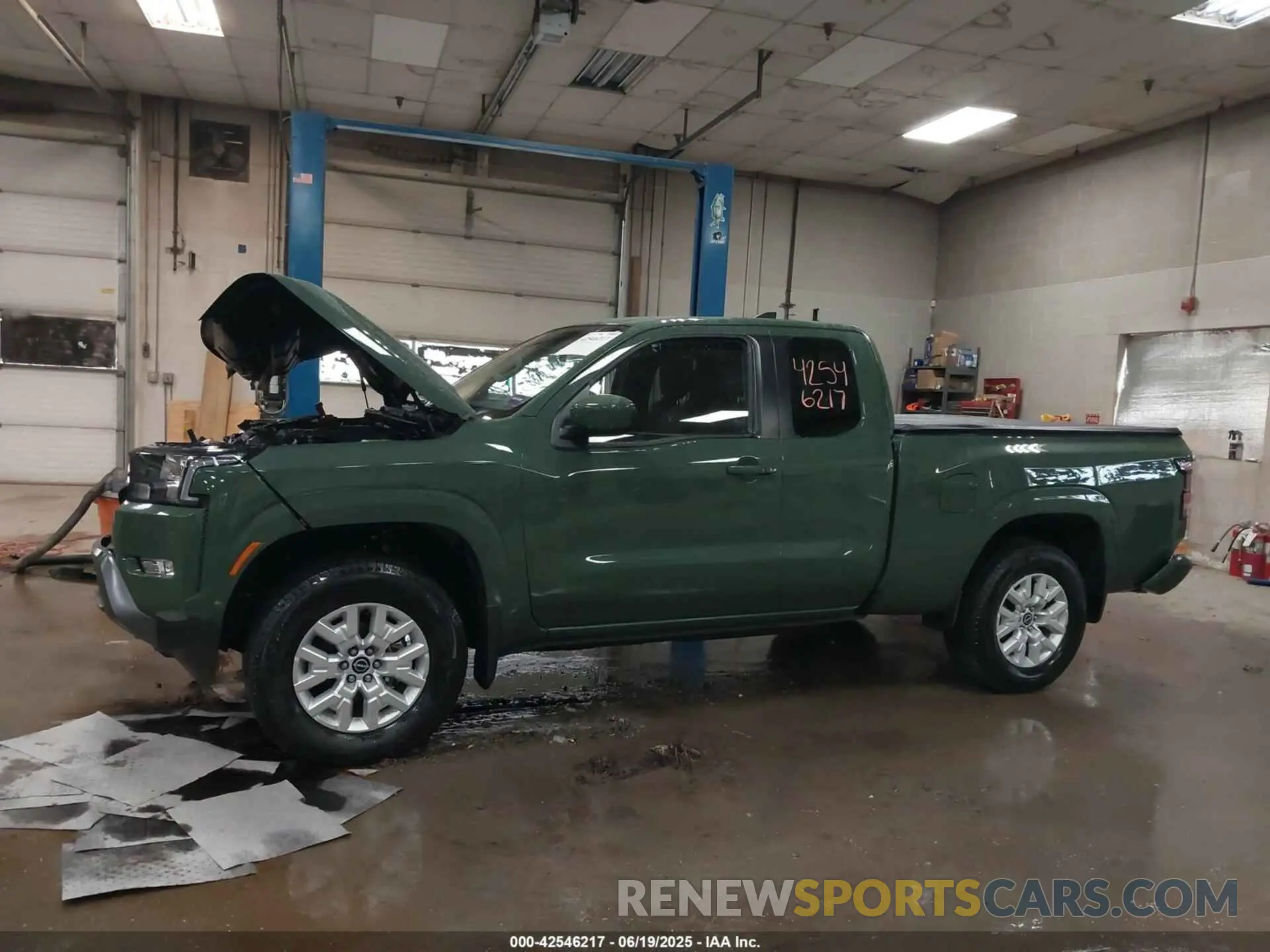 14 Photograph of a damaged car 1N6ED1CM0RN660499 NISSAN FRONTIER 2024
