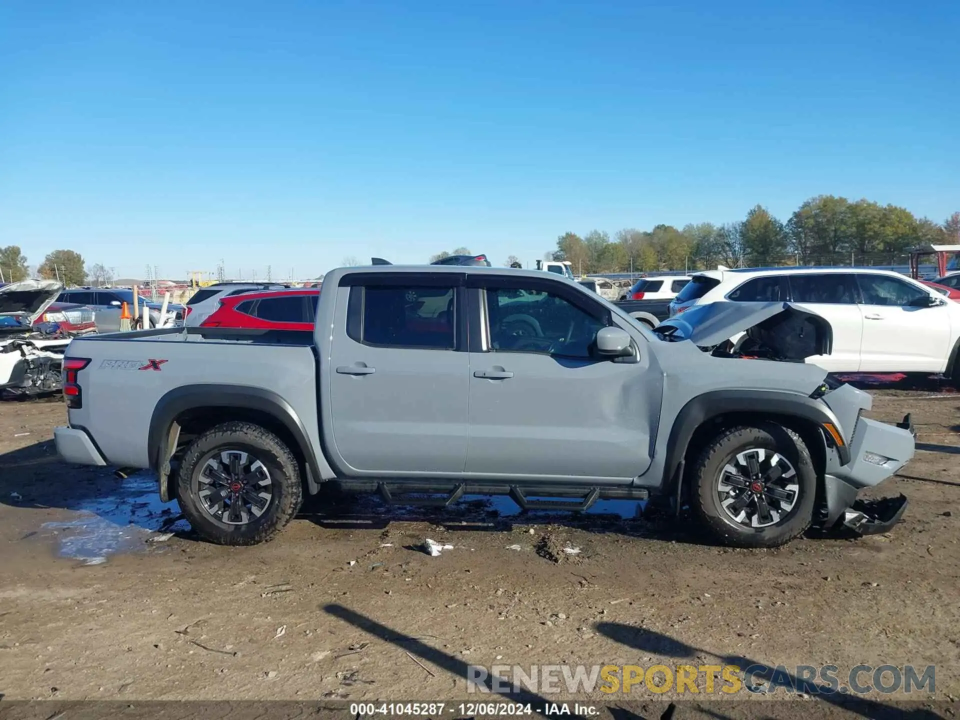 12 Photograph of a damaged car 1N6ED1EJ0RN608695 NISSAN FRONTIER 2024