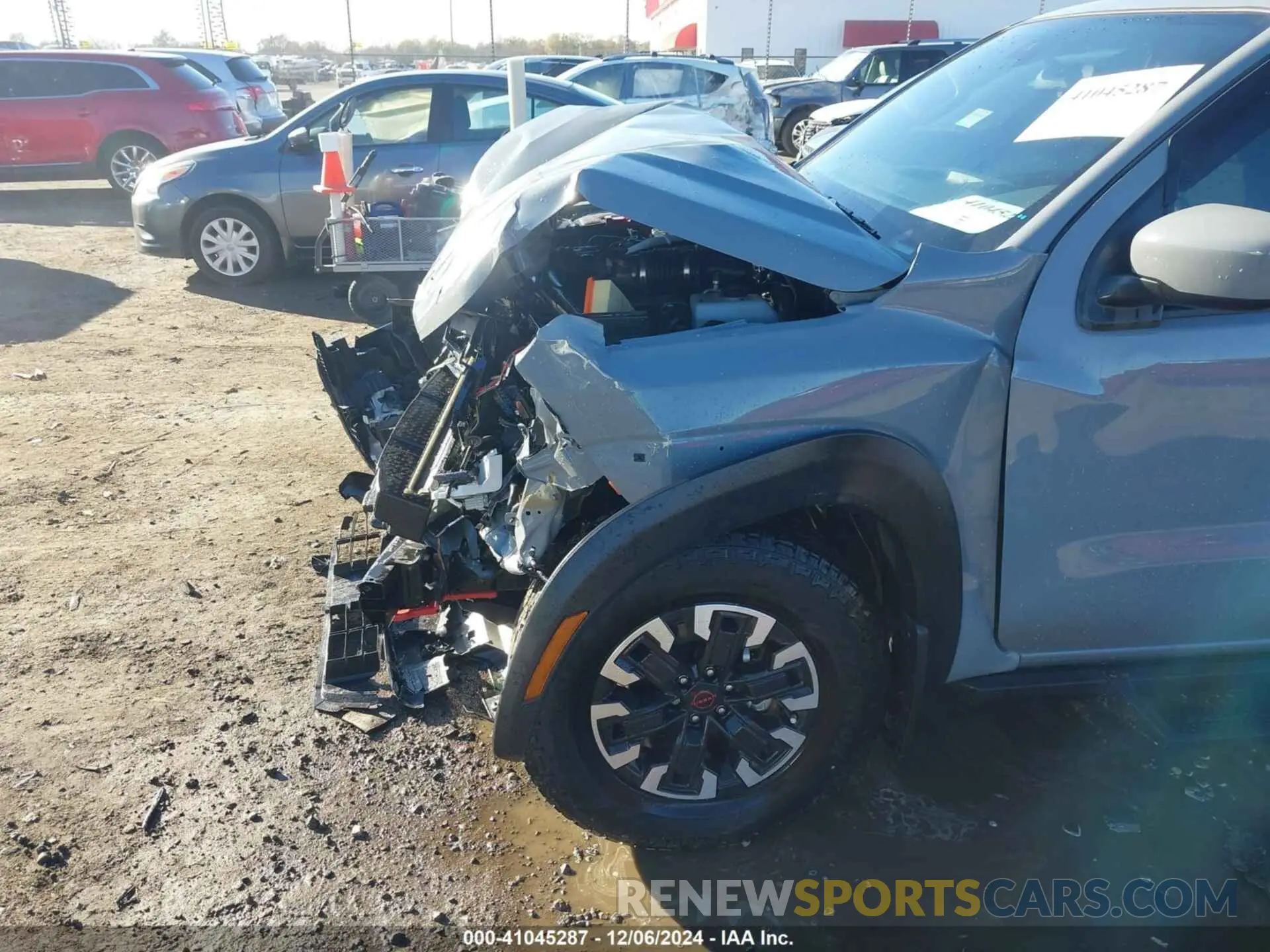 17 Photograph of a damaged car 1N6ED1EJ0RN608695 NISSAN FRONTIER 2024
