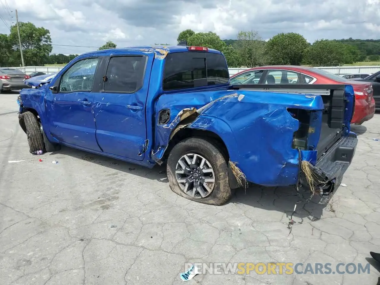 2 Photograph of a damaged car 1N6ED1EJ4RN661836 NISSAN FRONTIER 2024