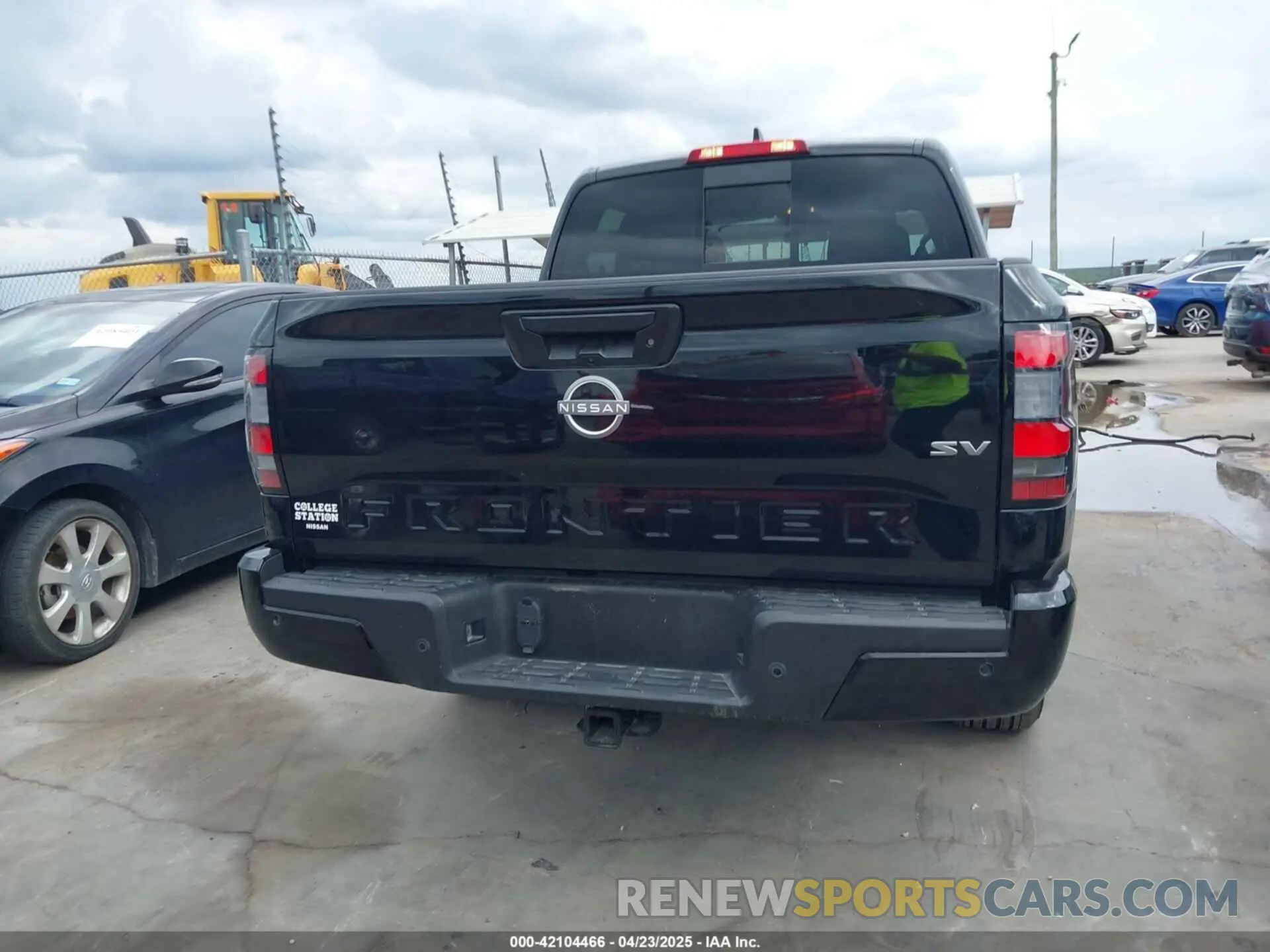 16 Photograph of a damaged car 1N6ED1EJ6RN625369 NISSAN FRONTIER 2024